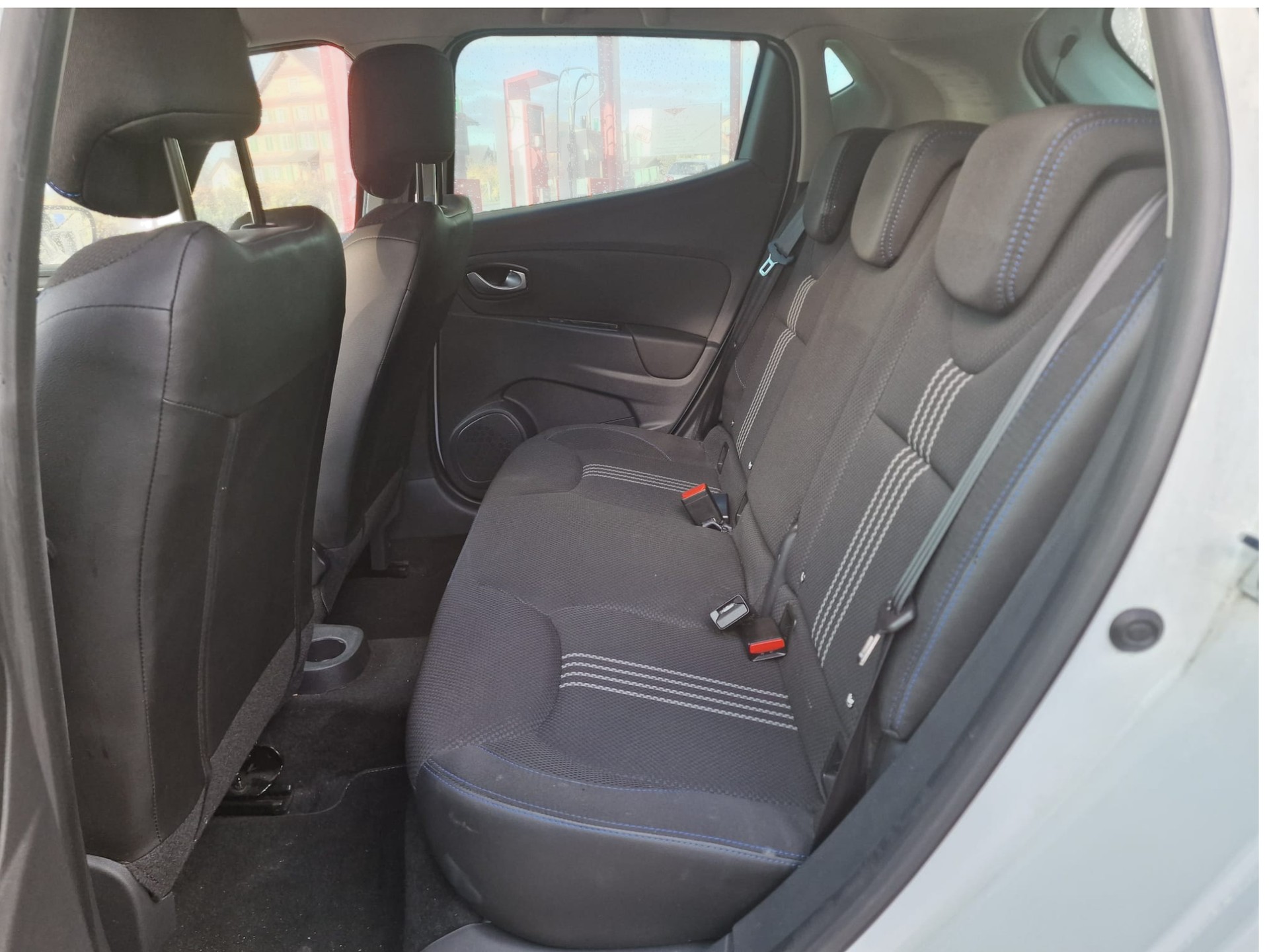 RENAULT Clio 1.2 16V T GT Line 12Mt Gara MFK Neu - 14