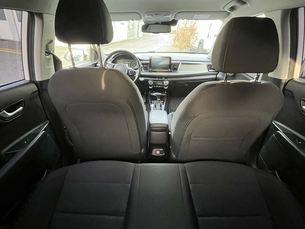 KIA Rio 1.0 T-GDi MHEV First Edition - 6