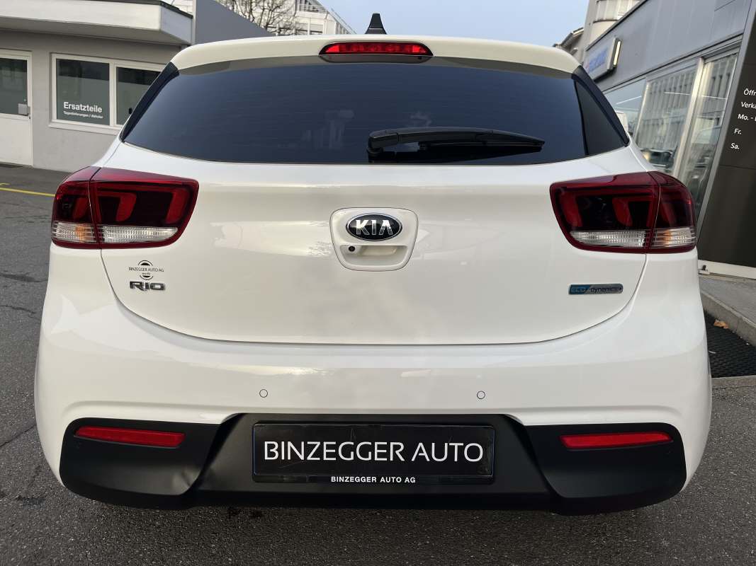 KIA Rio 1.0 T-GDi MHEV First Edition - 4