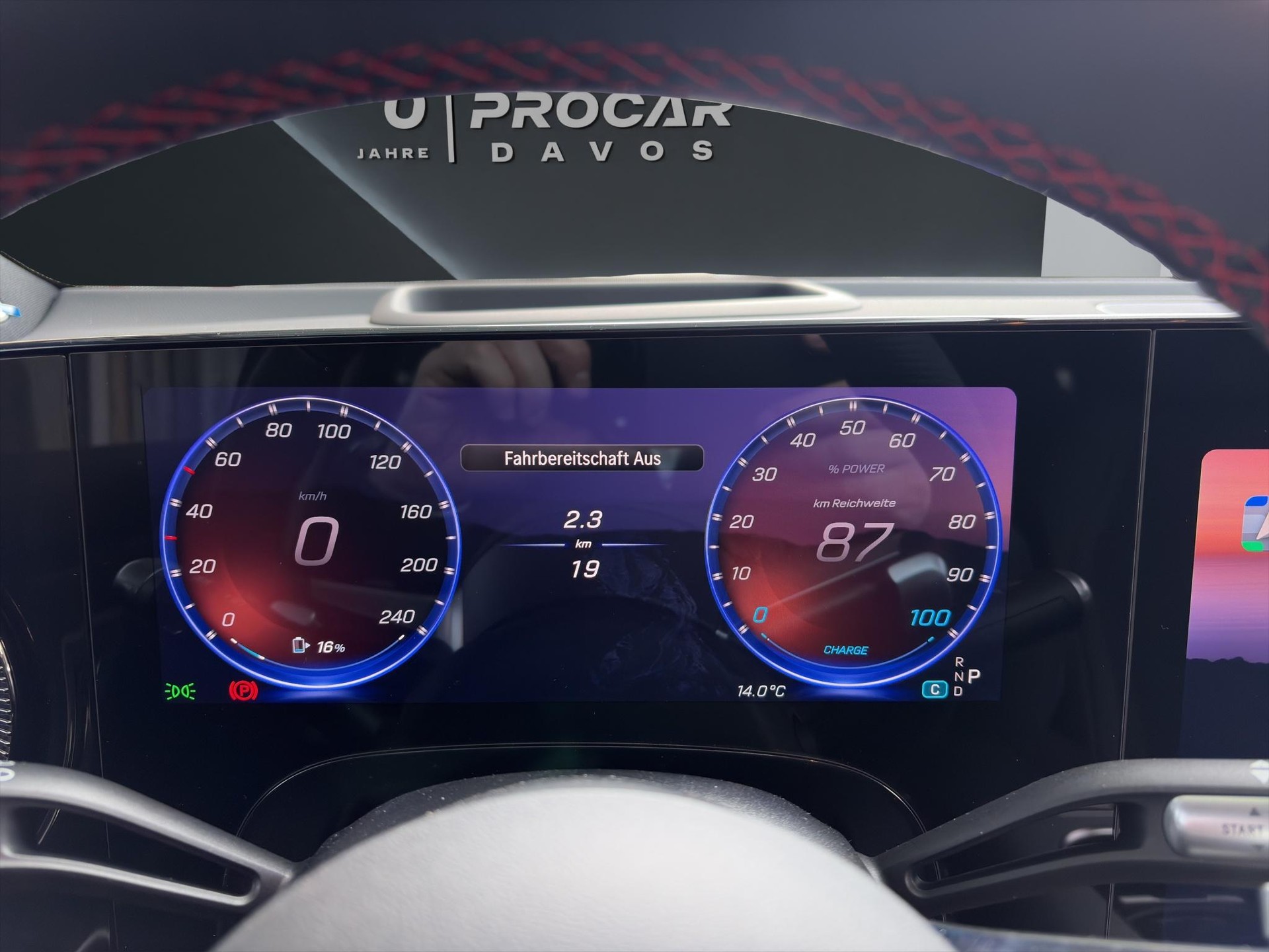 MERCEDES-BENZ GLB 350 4matic - 14