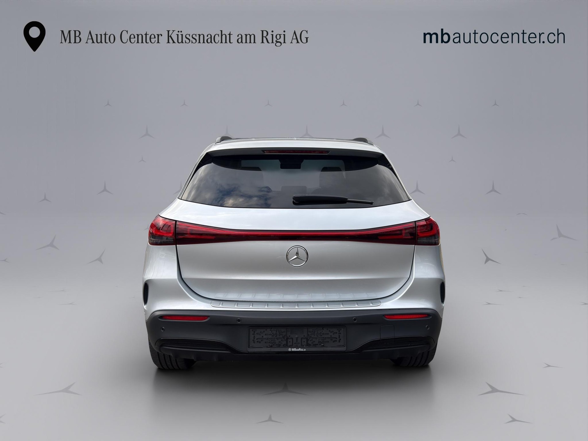 MERCEDES-BENZ EQA 350 Swiss Star AMG Line 4matic - 6