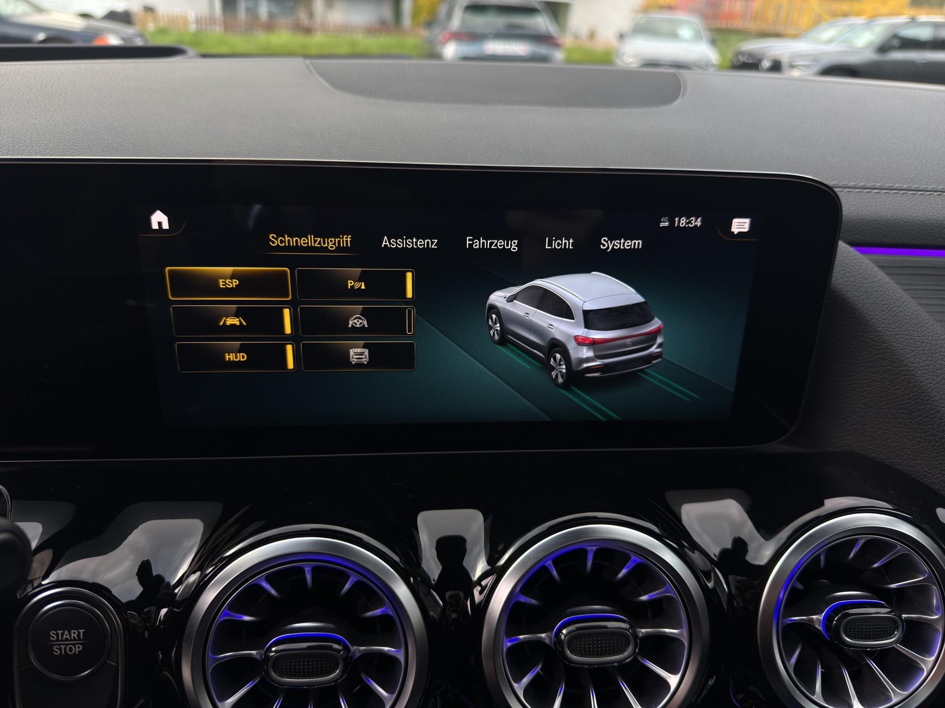 MERCEDES-BENZ EQA 350 Swiss Star AMG Line 4matic - 23