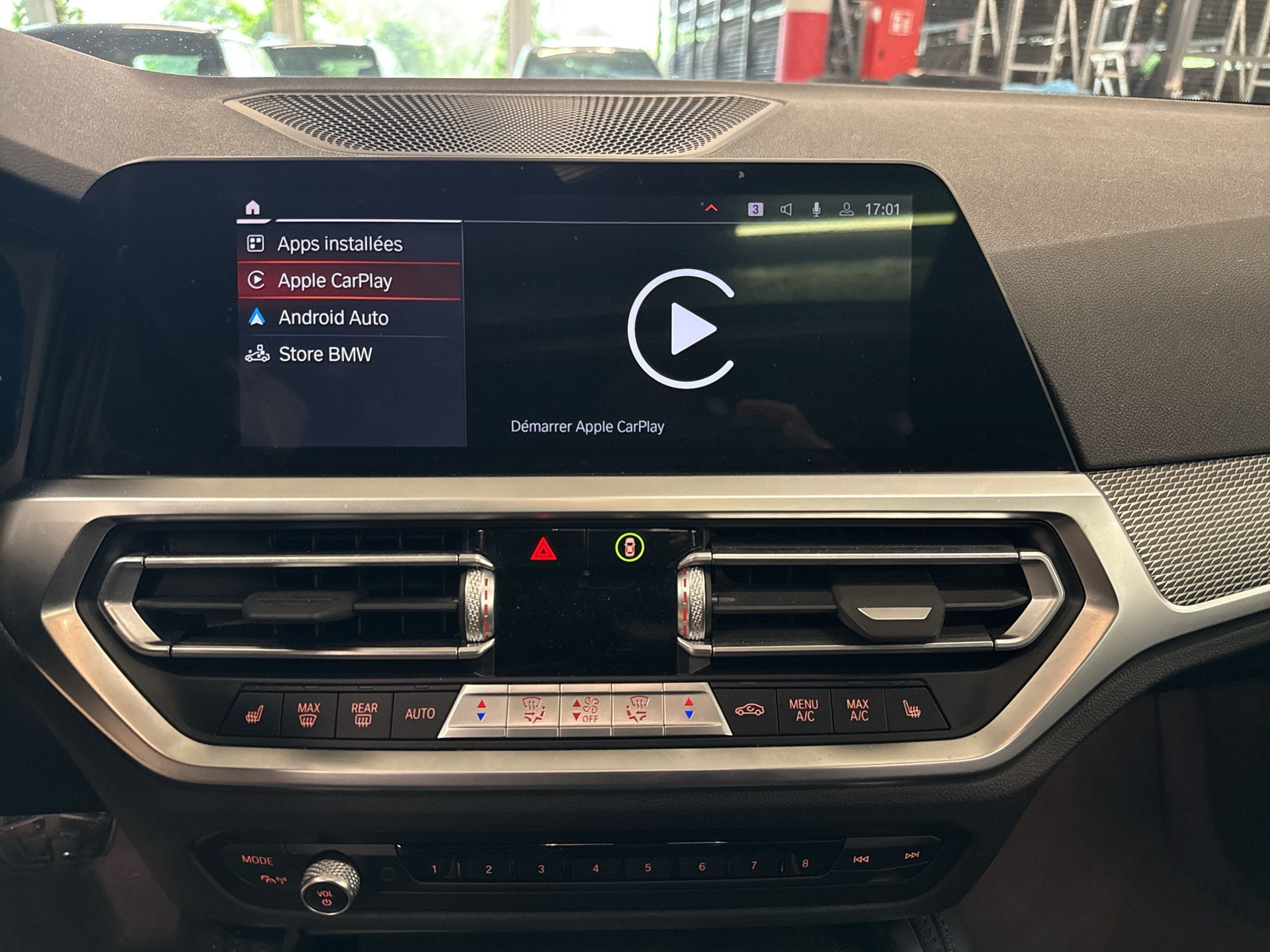 BMW 220d M Sport Pro - 11