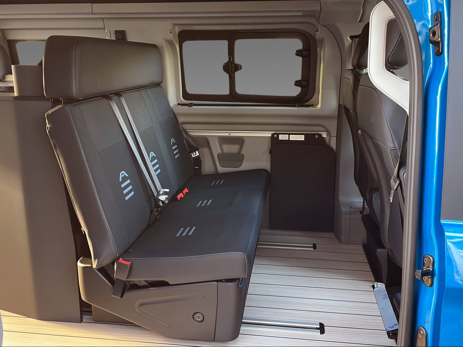 FORD Transit C Nugget 320 L1 2.0 EcoBlue 170 Active - 7