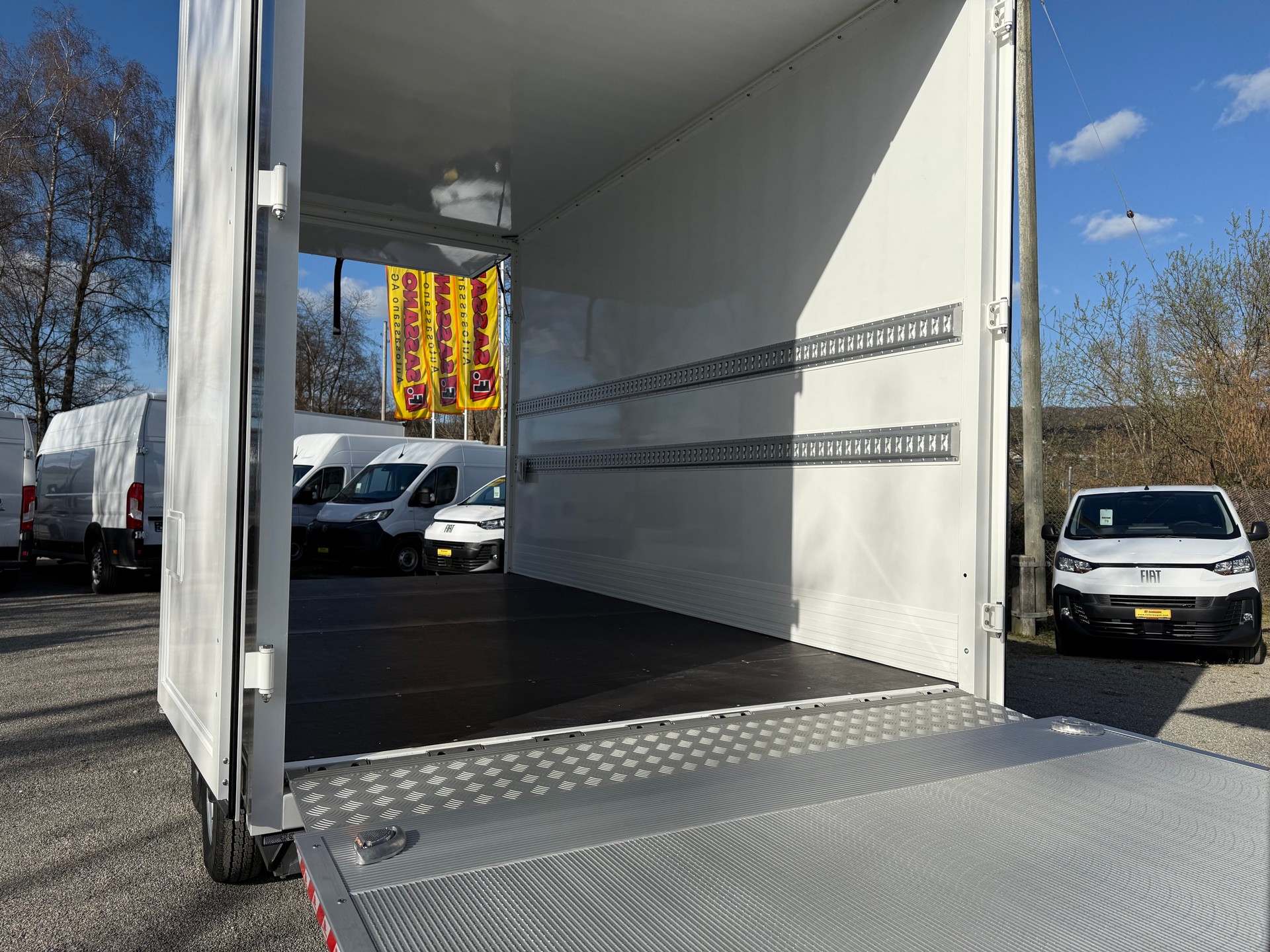 IVECO Daily 35 S 18 HI-MATIC SIMON Anhängerzug mit 2x Hebebühne / 2x CH Aufbau H. 2.40m ( AZ ) - 8