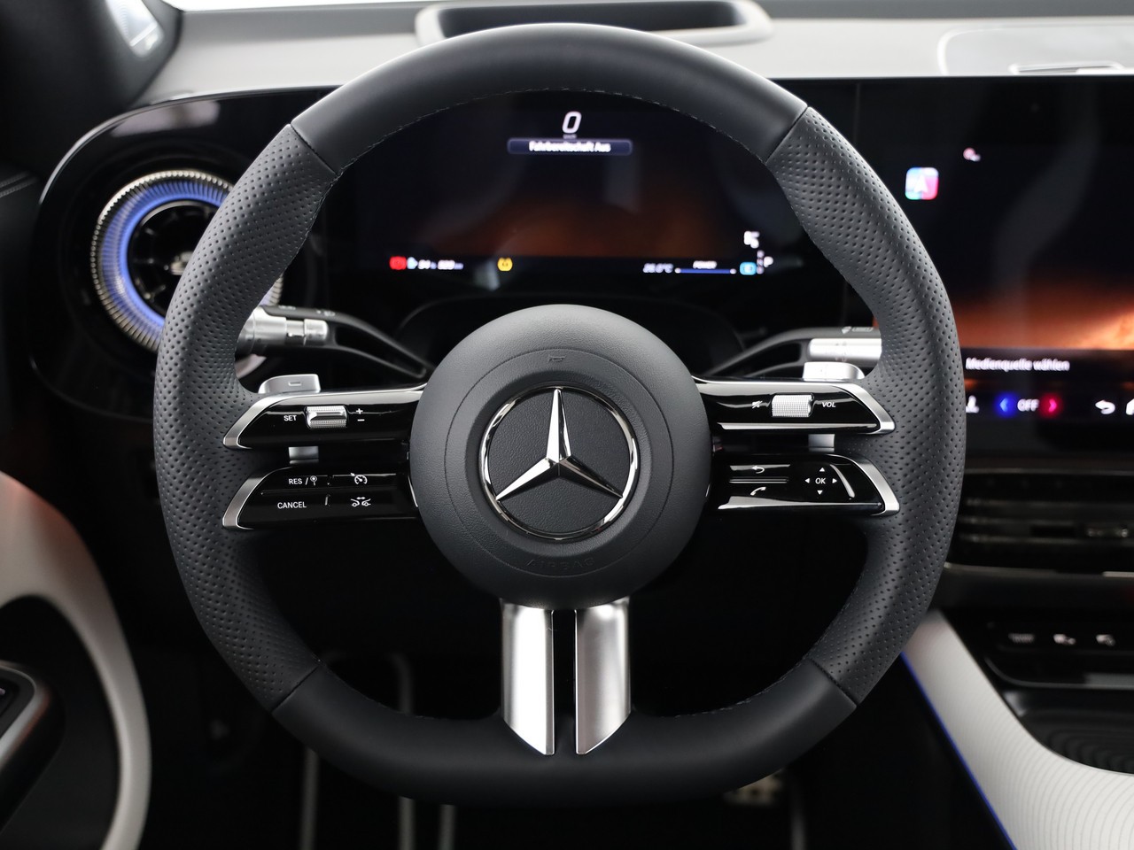 MERCEDES-BENZ GLB 350 85kWh EQ 4 Matic - 6