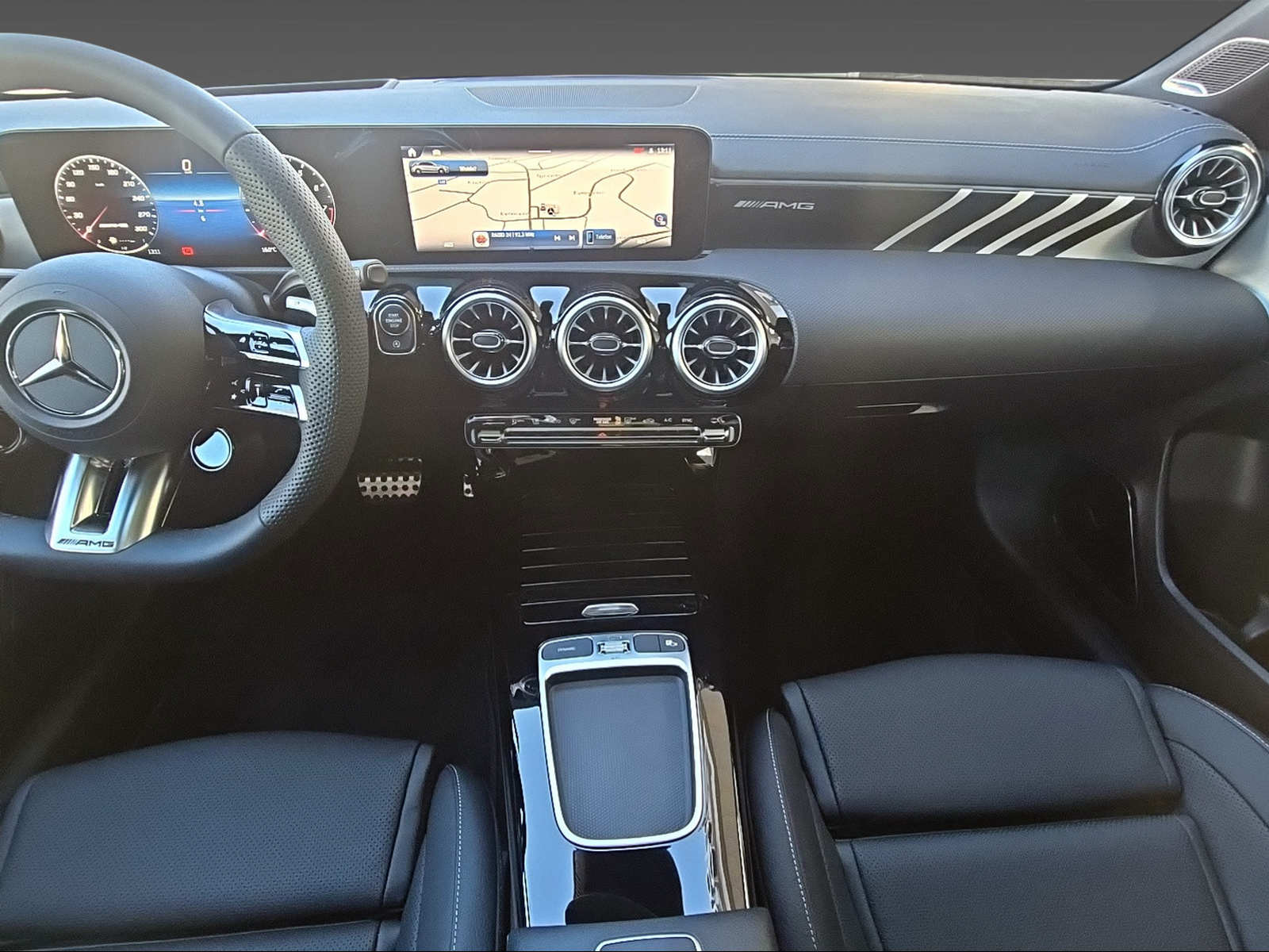 MERCEDES-BENZ A 45 4Matic - 9