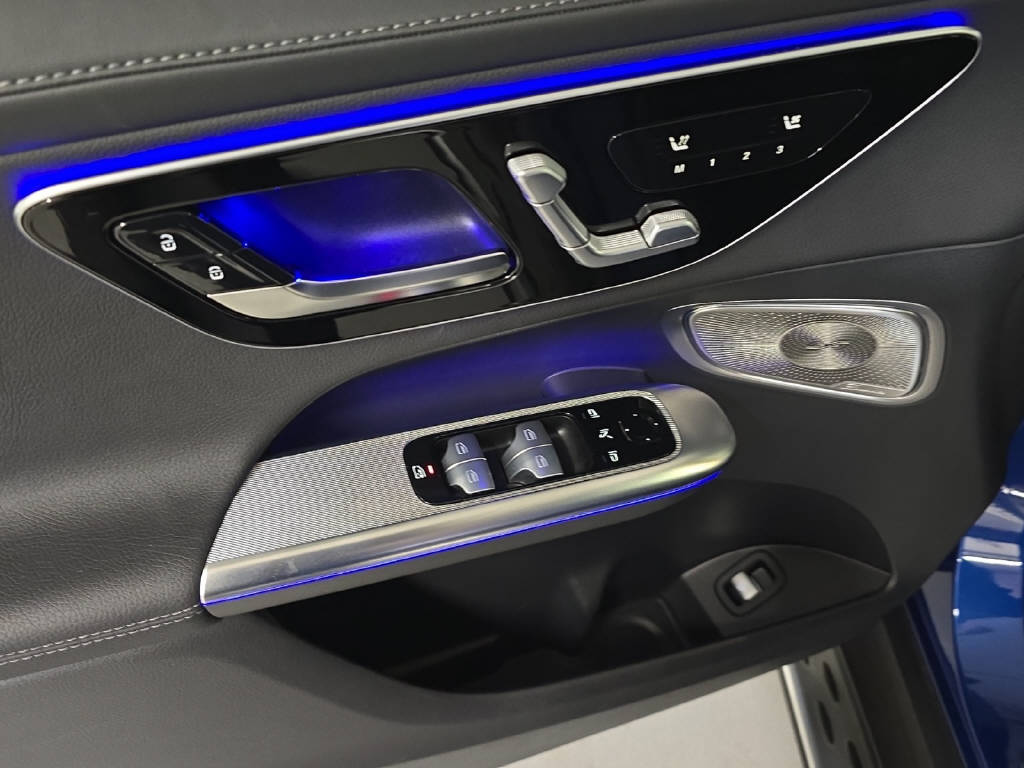 MERCEDES-BENZ GLC 300 AMG Line 4Matic - 6