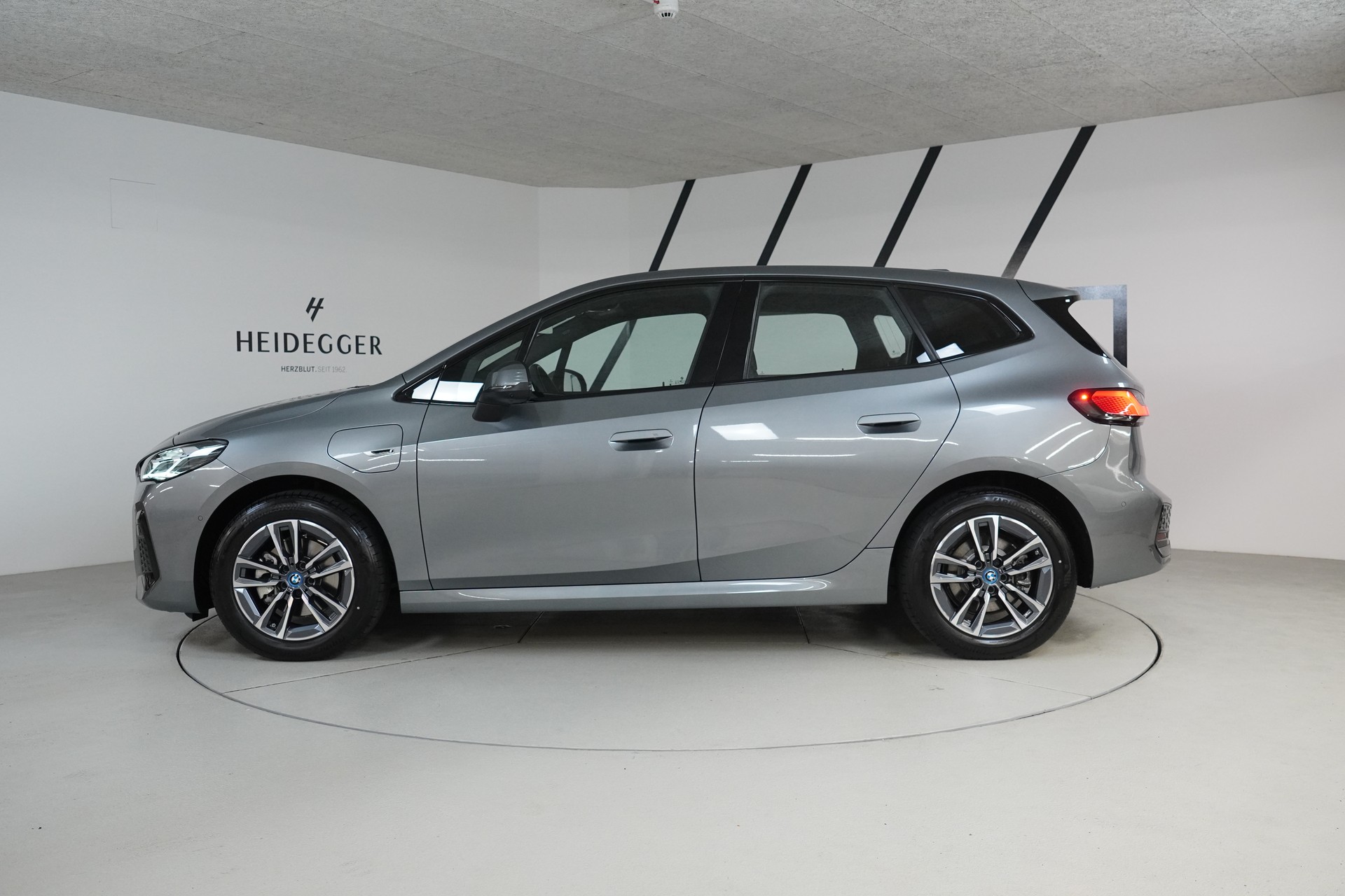 BMW 225e xDrive Active Tourer M Sport - 5