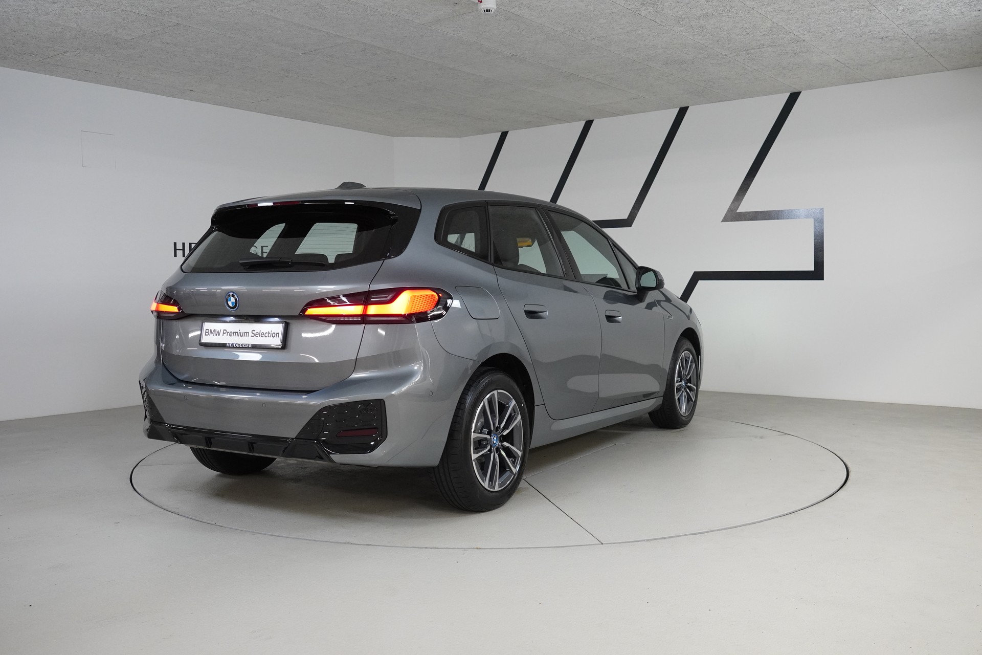 BMW 225e xDrive Active Tourer M Sport - 8