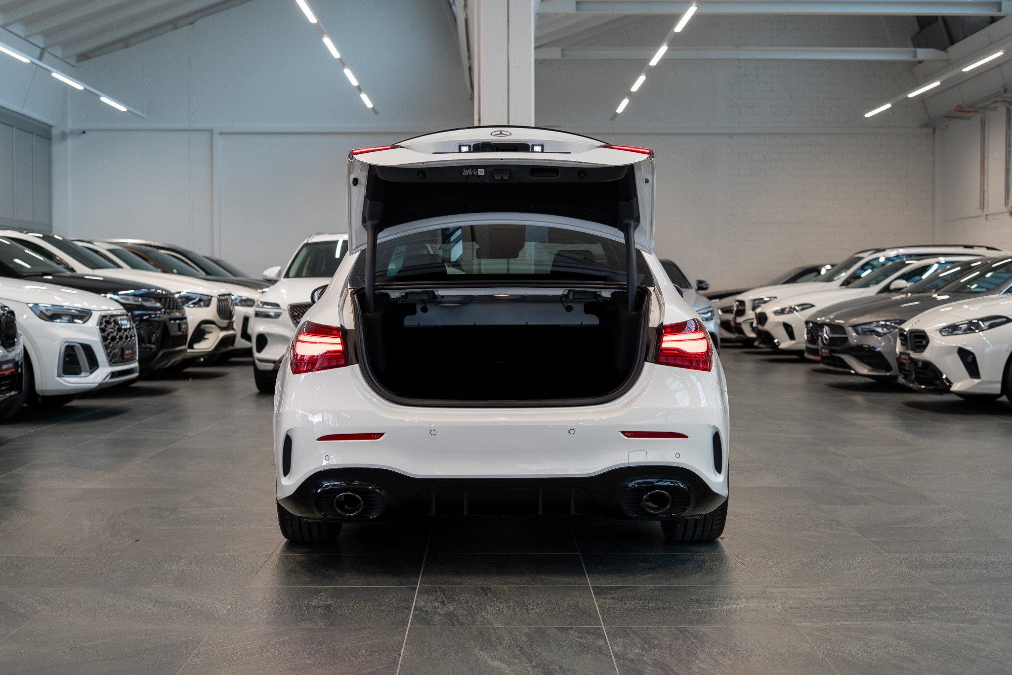 A 35 AMG 4matic Limousine / Facelift / Rückfahrkamera / Ambientebeleuchtung