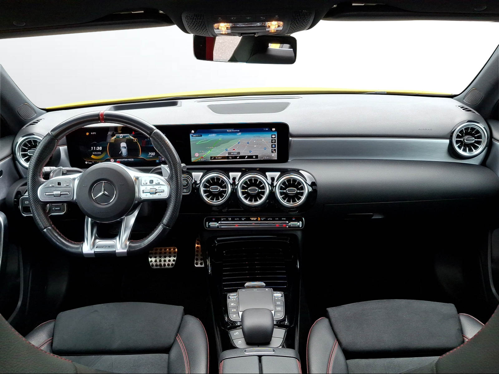 MERCEDES-BENZ A 35 AMG 4Matic Speedshift - 8