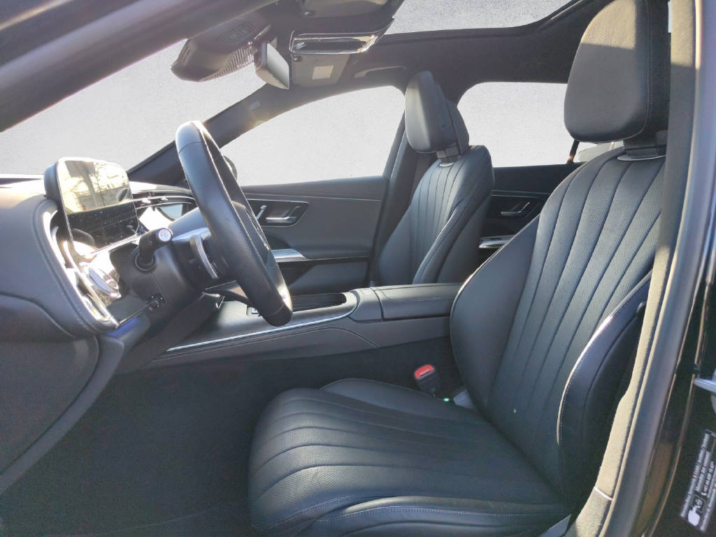 MERCEDES-BENZ E 300 de AMG Line 4Matic T- Modell - 10