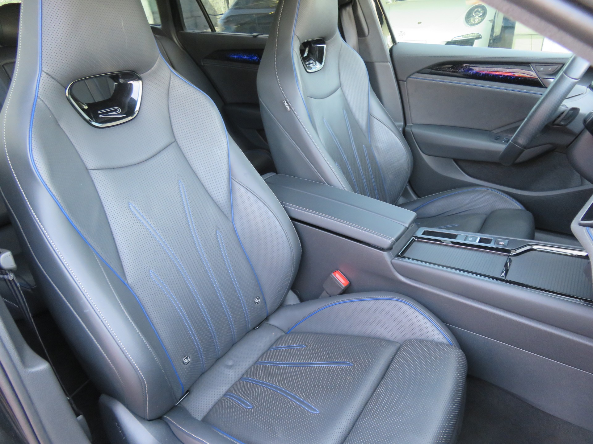 VW Passat Variant 2.0 TSI evo4 R-Line 4 Motion DSG - 16