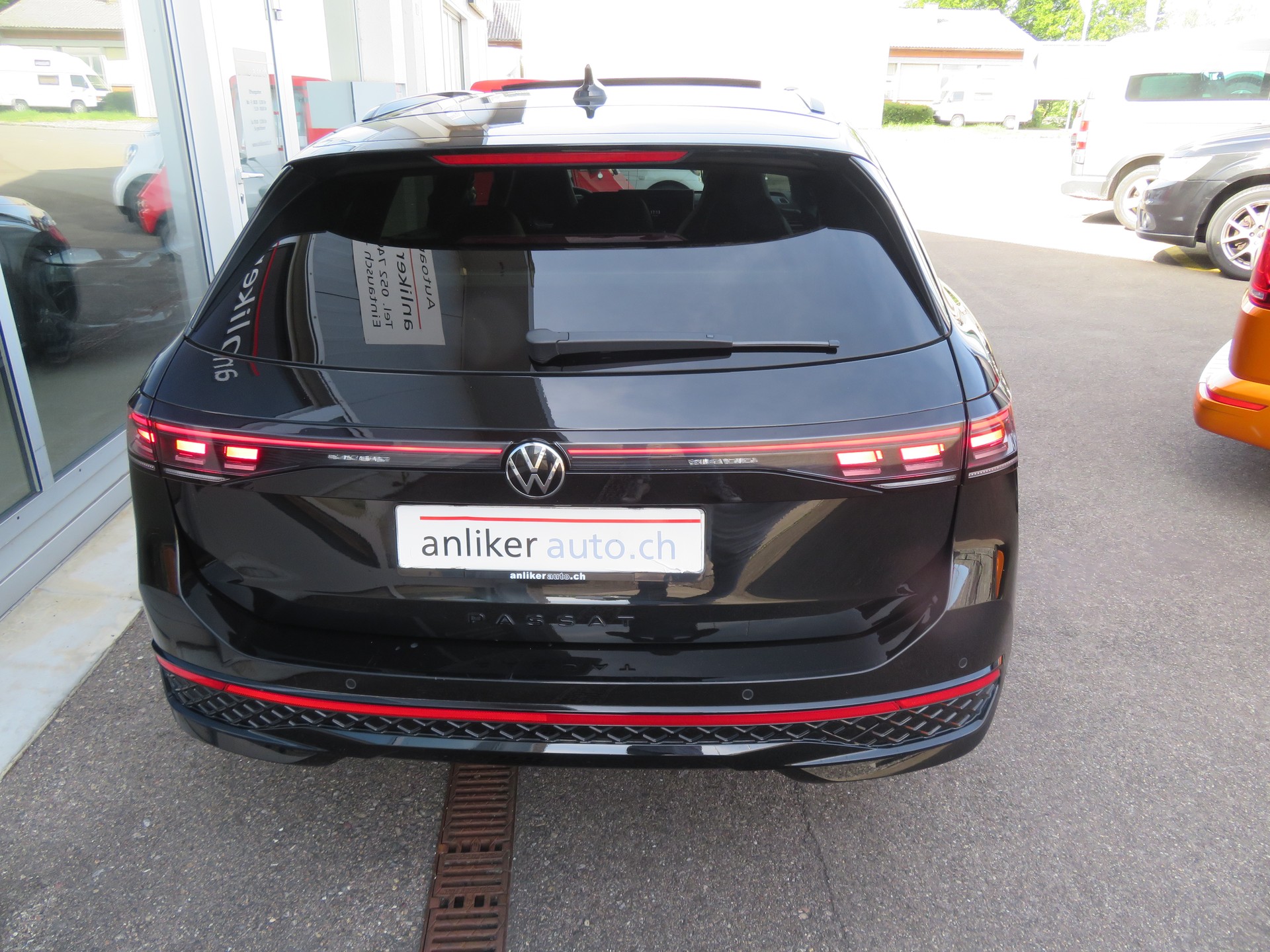 VW Passat Variant 2.0 TSI evo4 R-Line 4 Motion DSG - 3