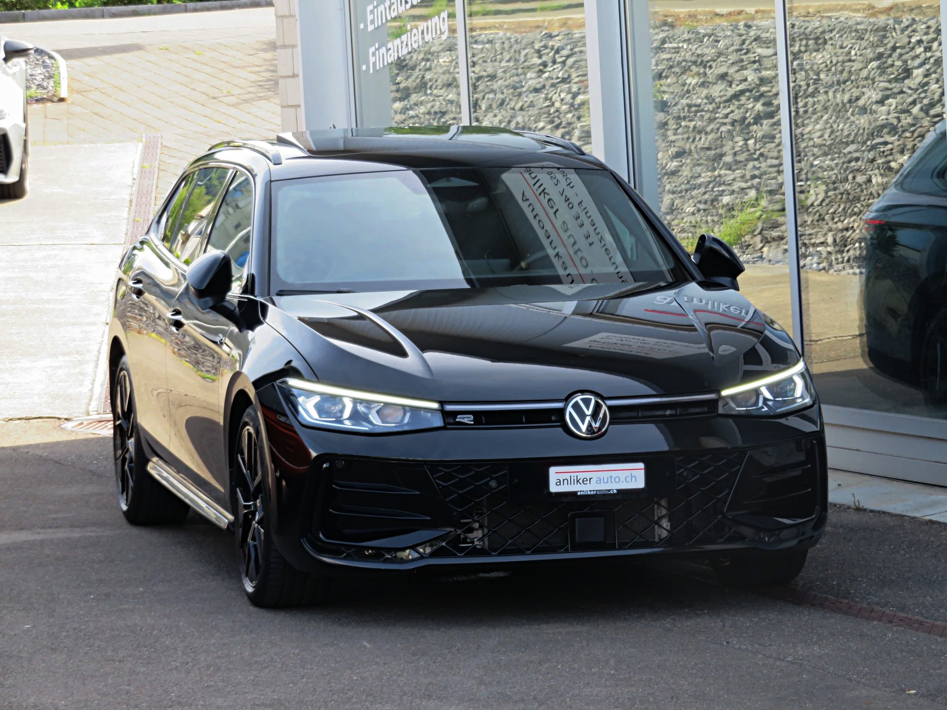 VW Passat Variant 2.0 TSI evo4 R-Line 4 Motion DSG - 2