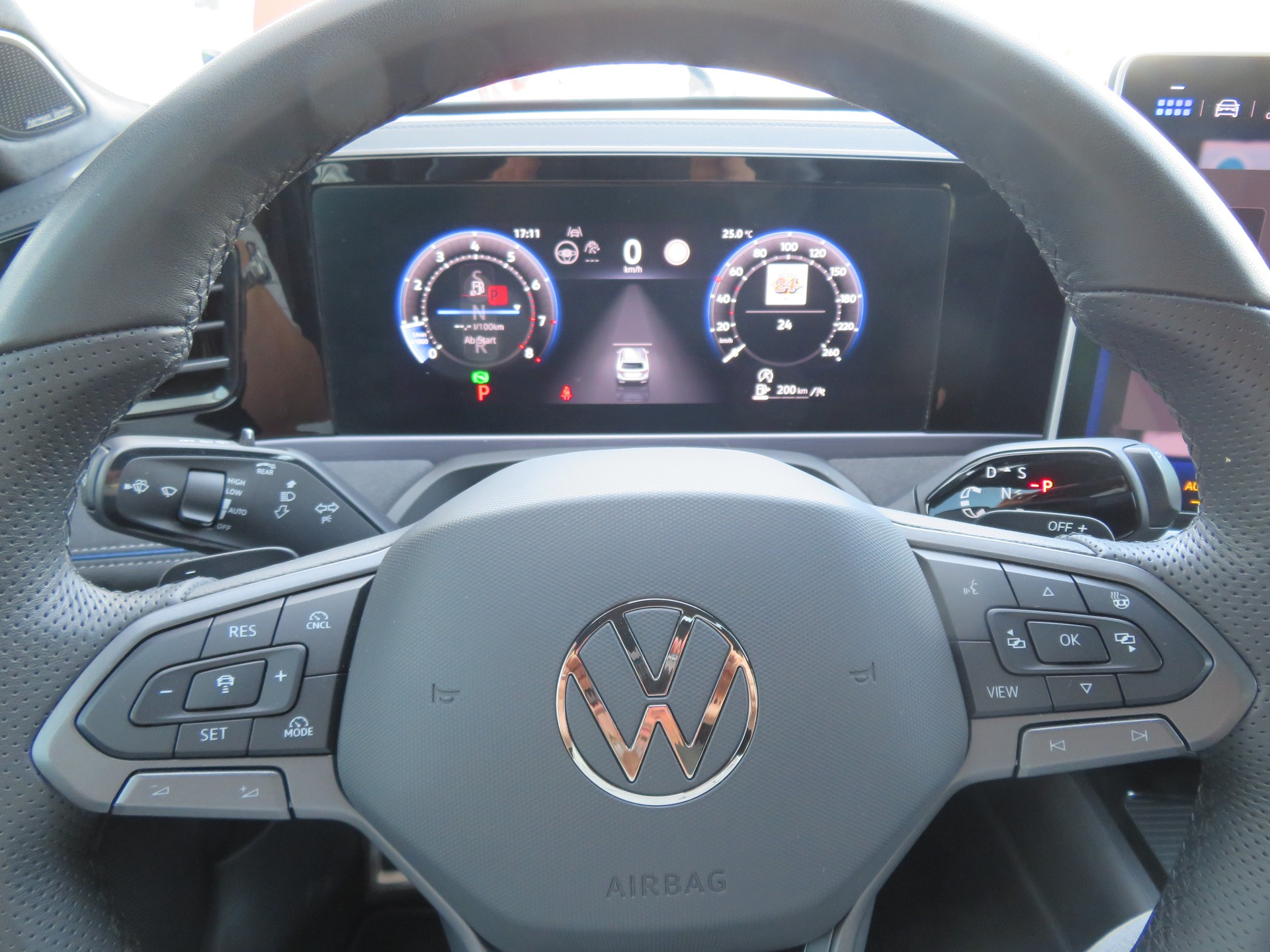 VW Passat Variant 2.0 TSI evo4 R-Line 4 Motion DSG - 9