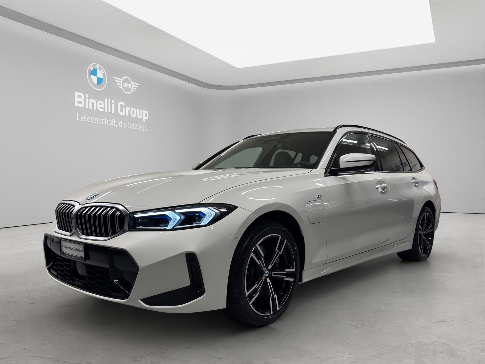 330e xDrive Touring