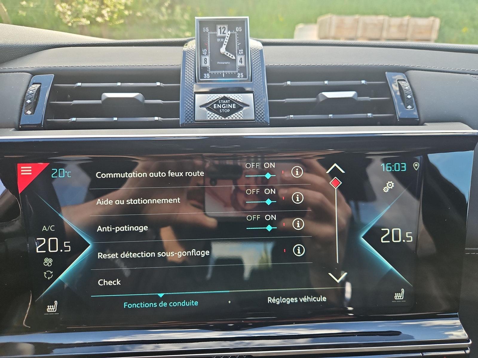 DS AUTOMOBILES Crossback 1.6 E-Tense Bastille+ 4x4 ** Action Leasing à 2.88% Jusqu'au 30.09.2026 ** - 24