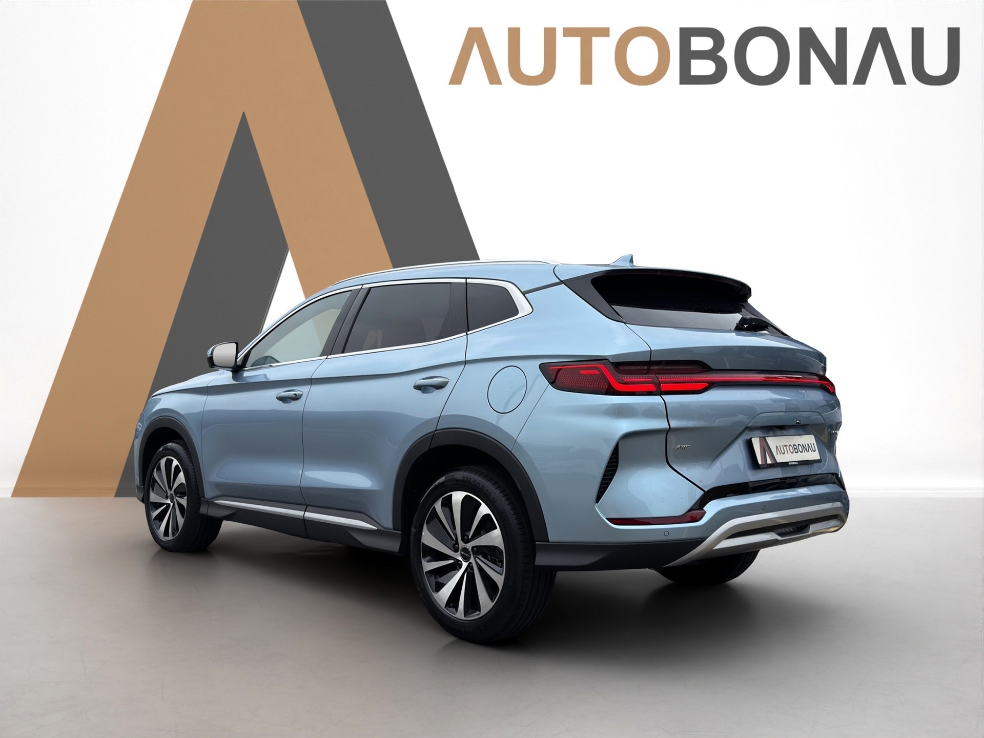 BYD Seal U DM-i Design AWD - 3