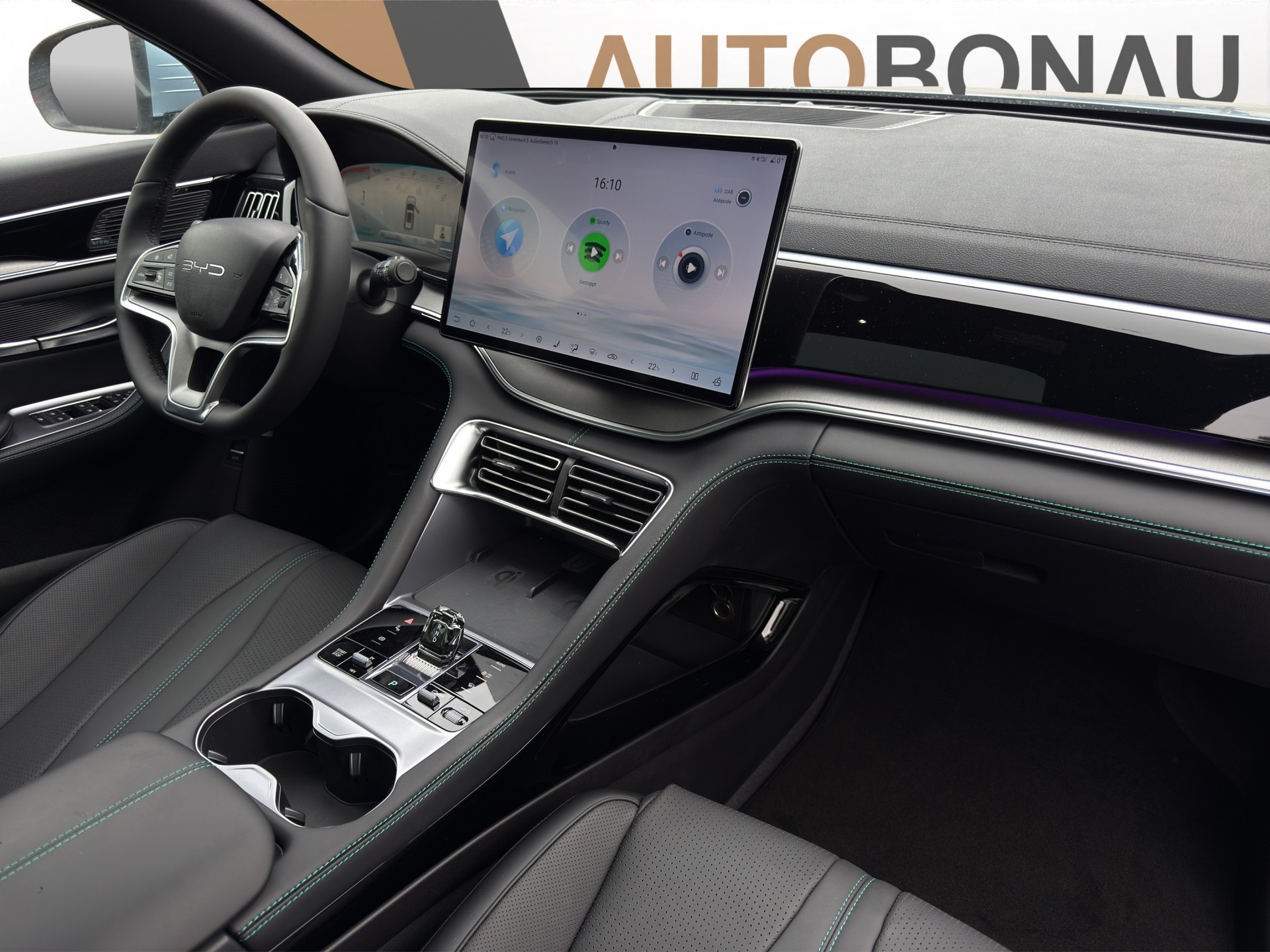 BYD Seal U DM-i Design AWD - 11