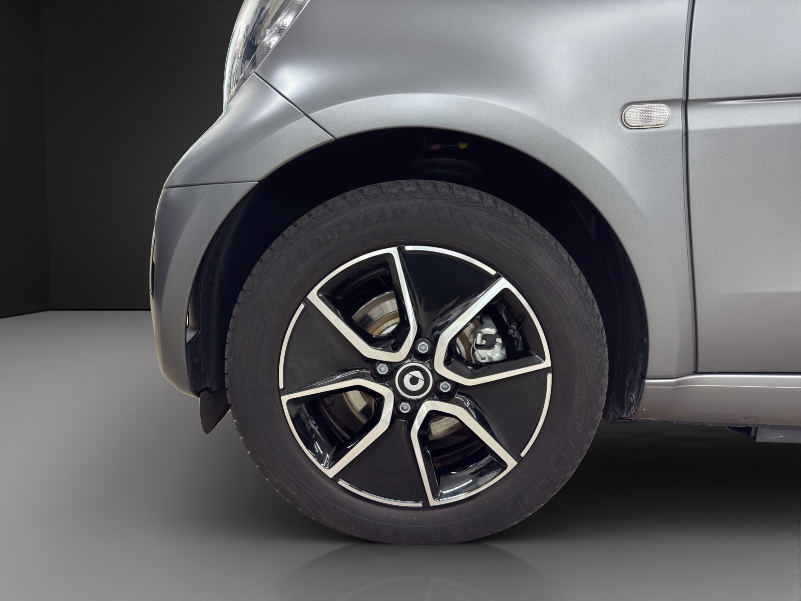 SMART fortwo EQ passion - 8