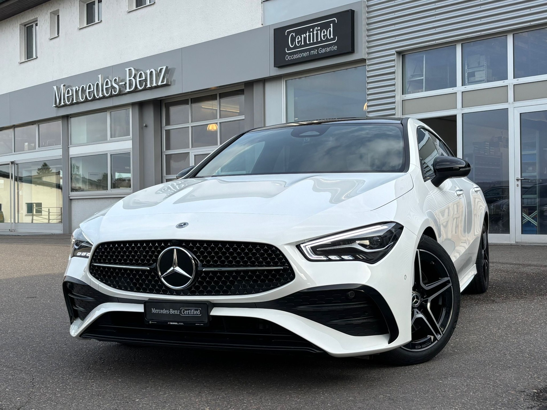 MERCEDES-BENZ CLA 250 AMG-Line 4Matic Shooting Brake - 2