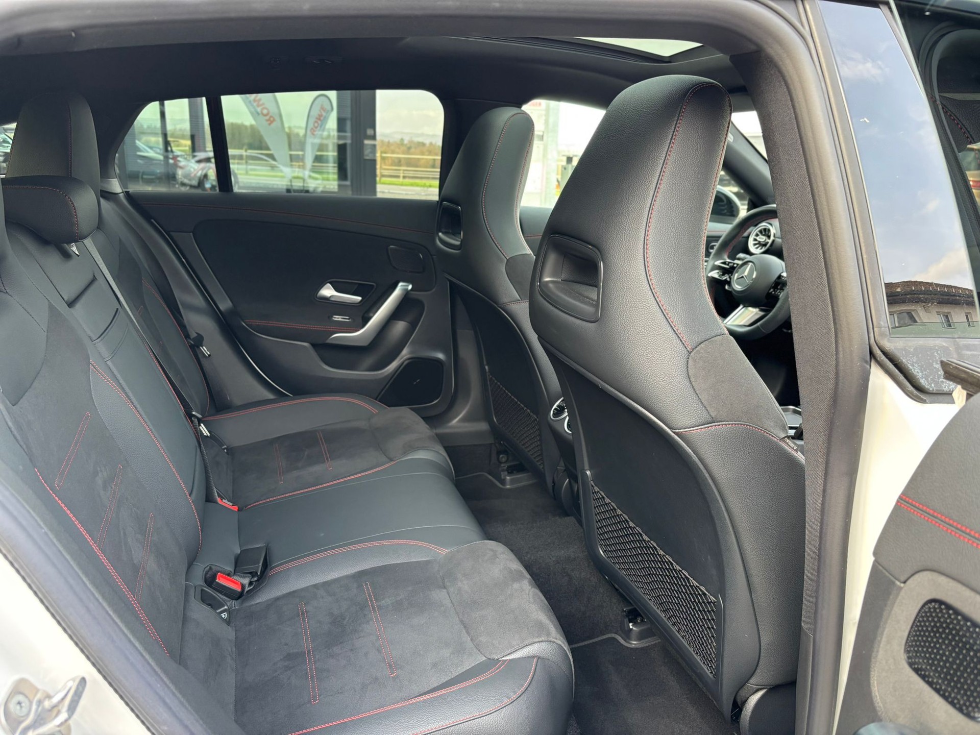MERCEDES-BENZ CLA 250 AMG-Line 4Matic Shooting Brake - 9