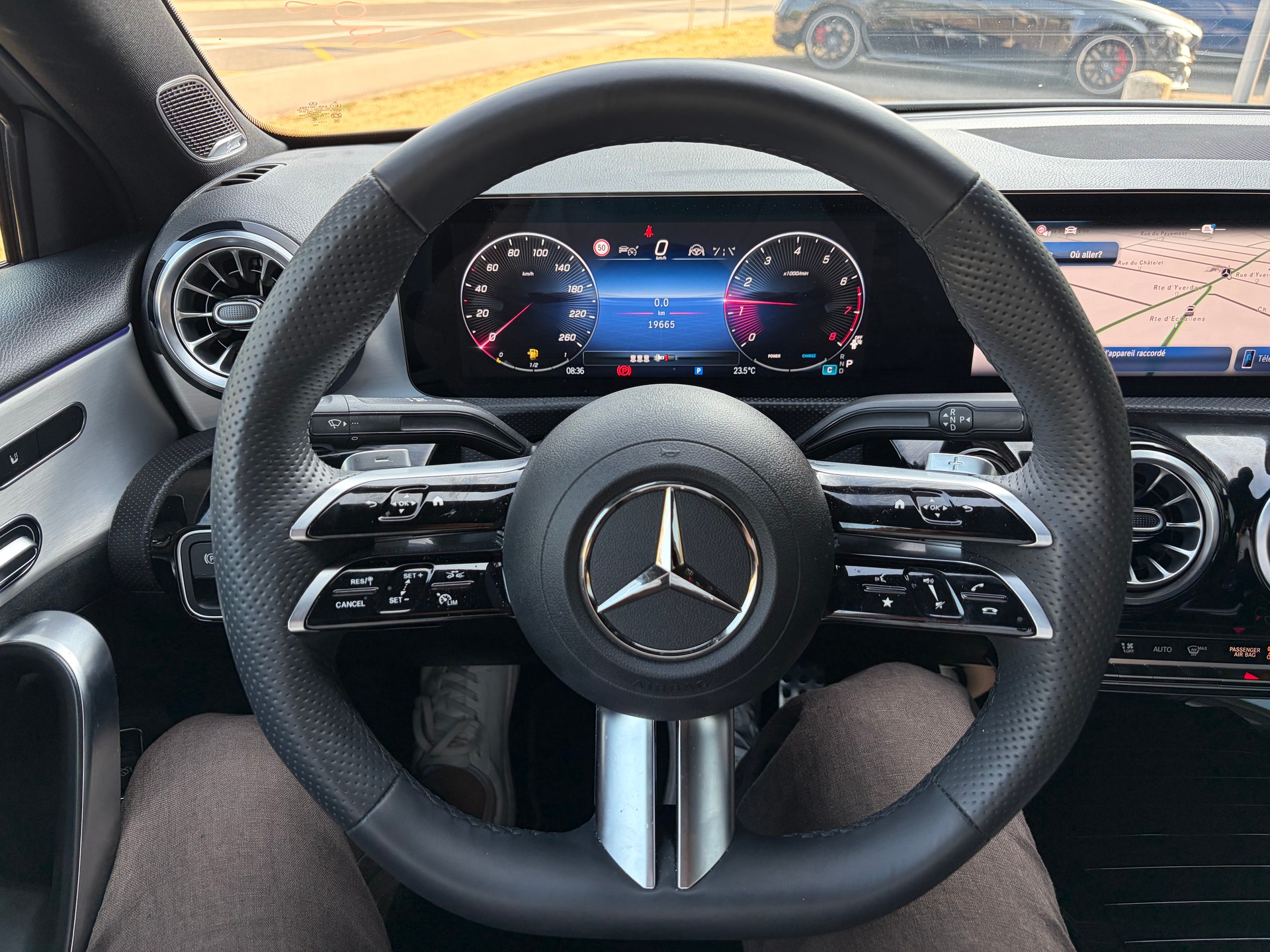 MERCEDES-BENZ A 220 4Matic 8G-DCT Limousine (V177) - 11