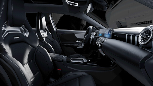 MERCEDES-BENZ A AMG 45 S 4Matic 8G-DCT - 9