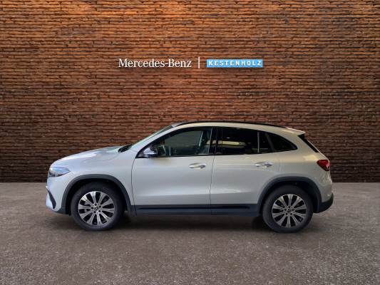 MERCEDES-BENZ EQA 300 4M Swiss Star AMG - 4