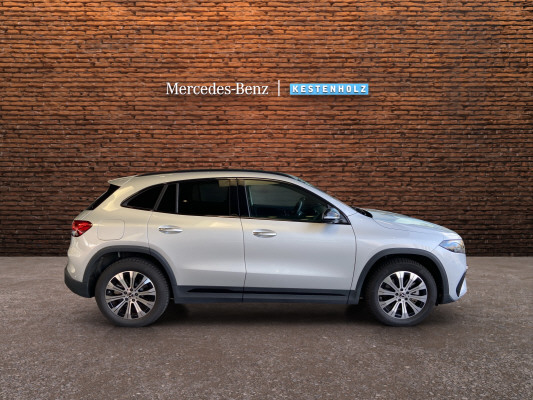 MERCEDES-BENZ EQA 300 4M Swiss Star AMG - 3