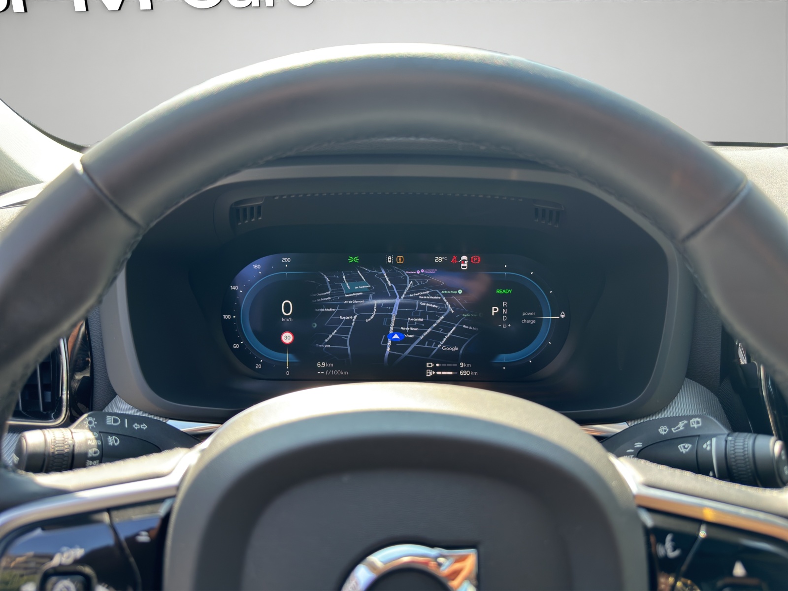 VOLVO XC60 2.0 T6 TE Plus Dark eAWD - 11