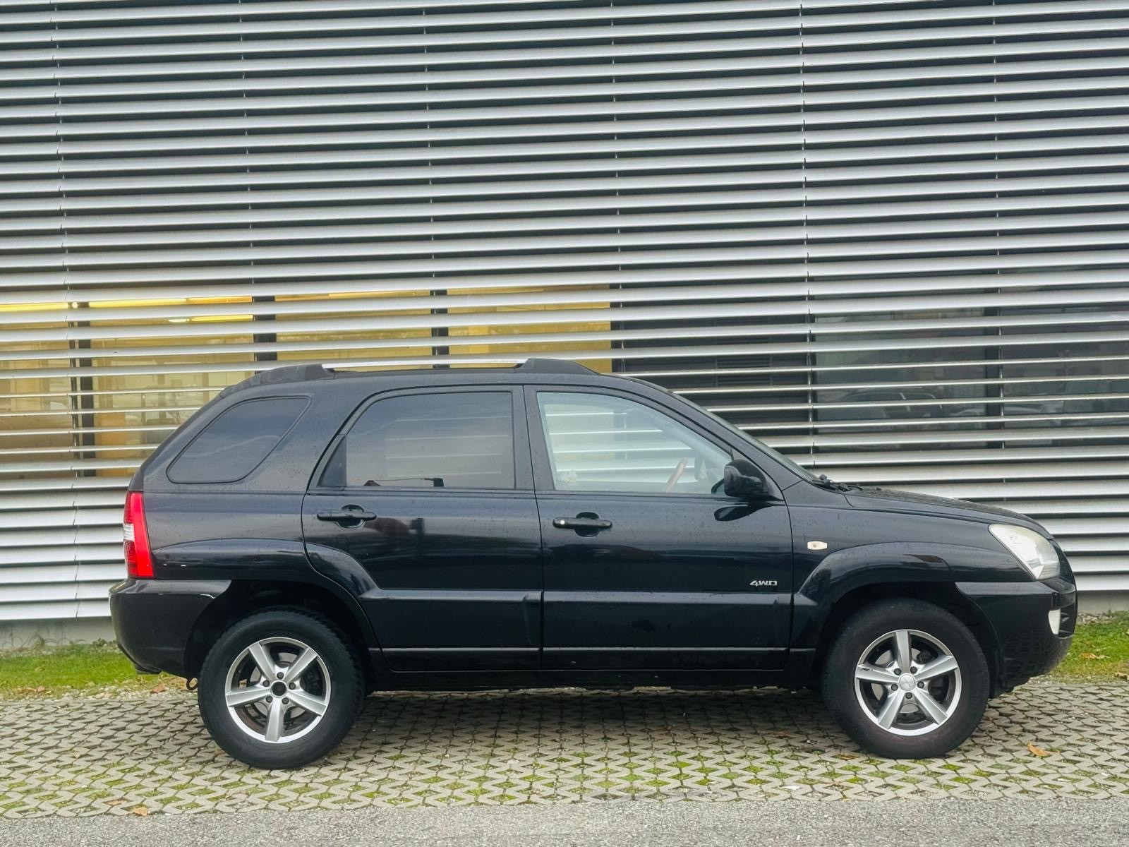 KIA Sportage 2.7 V6 Trend - 8