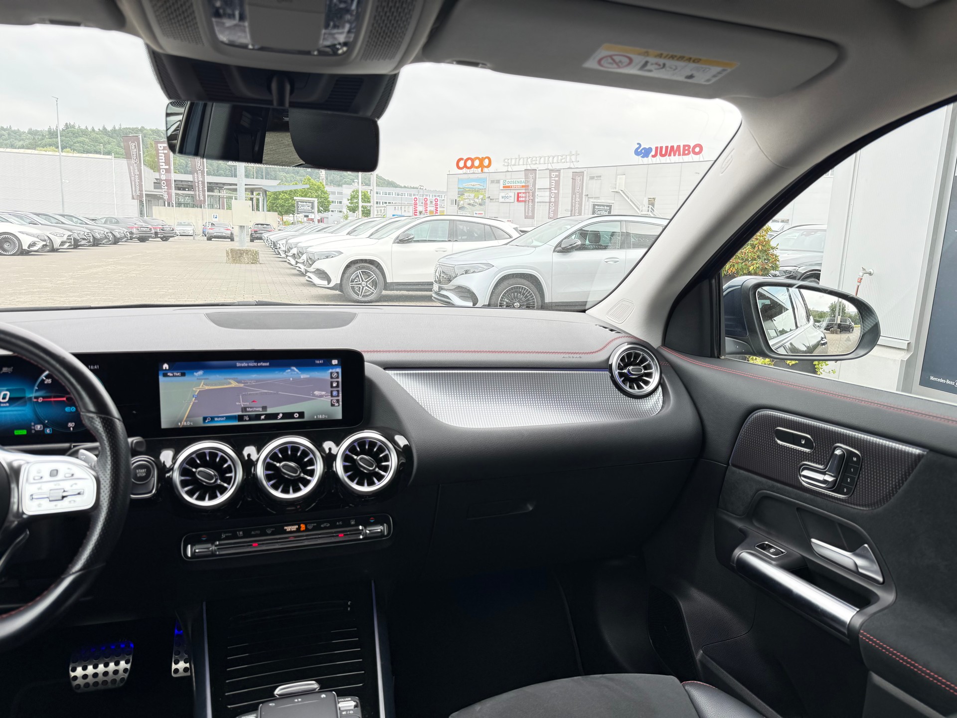 MERCEDES-BENZ EQA 300 AMG Line 4Matic - 7