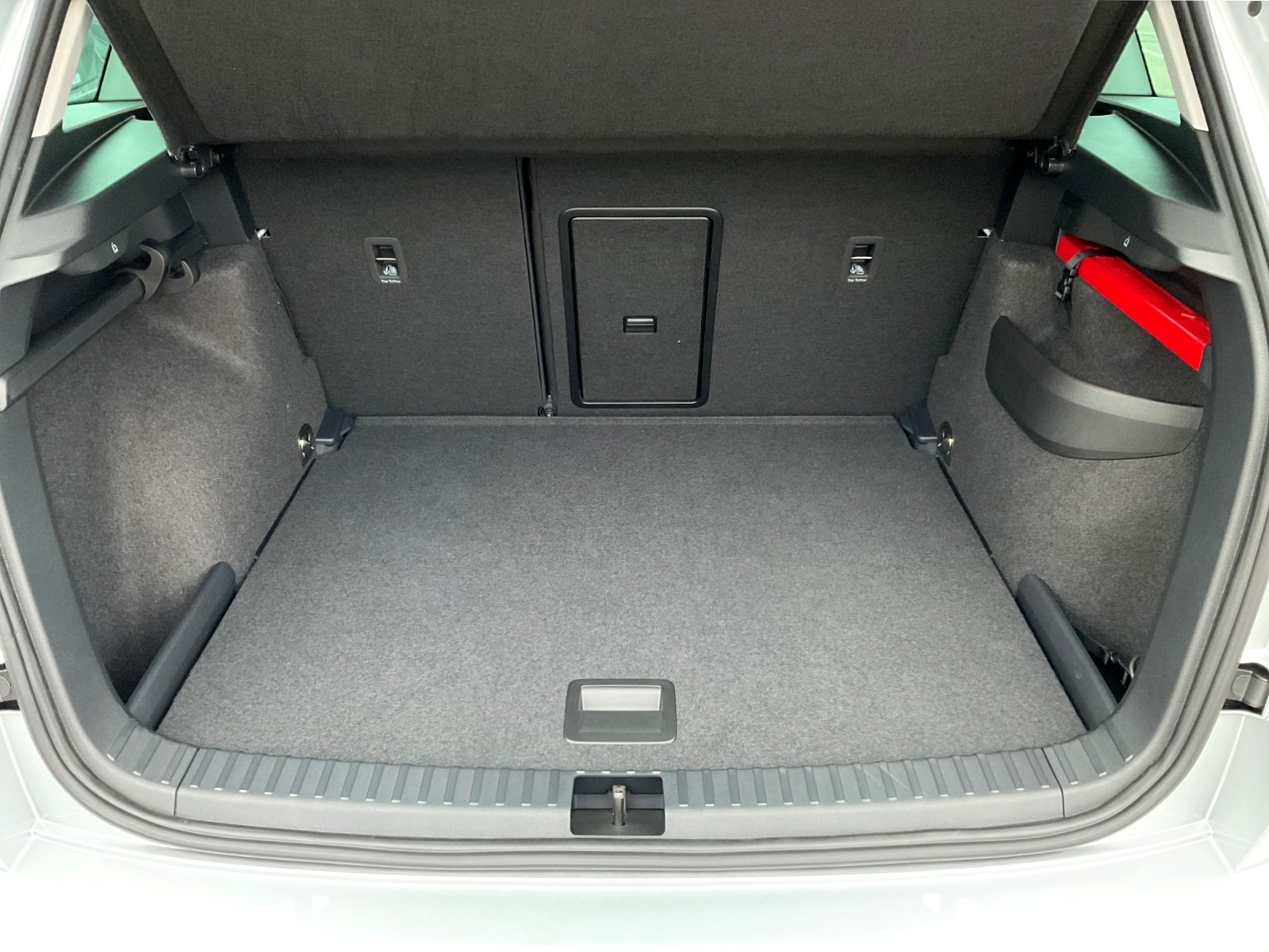 SKODA Karoq 1.5 TSI Selection DSG - 12