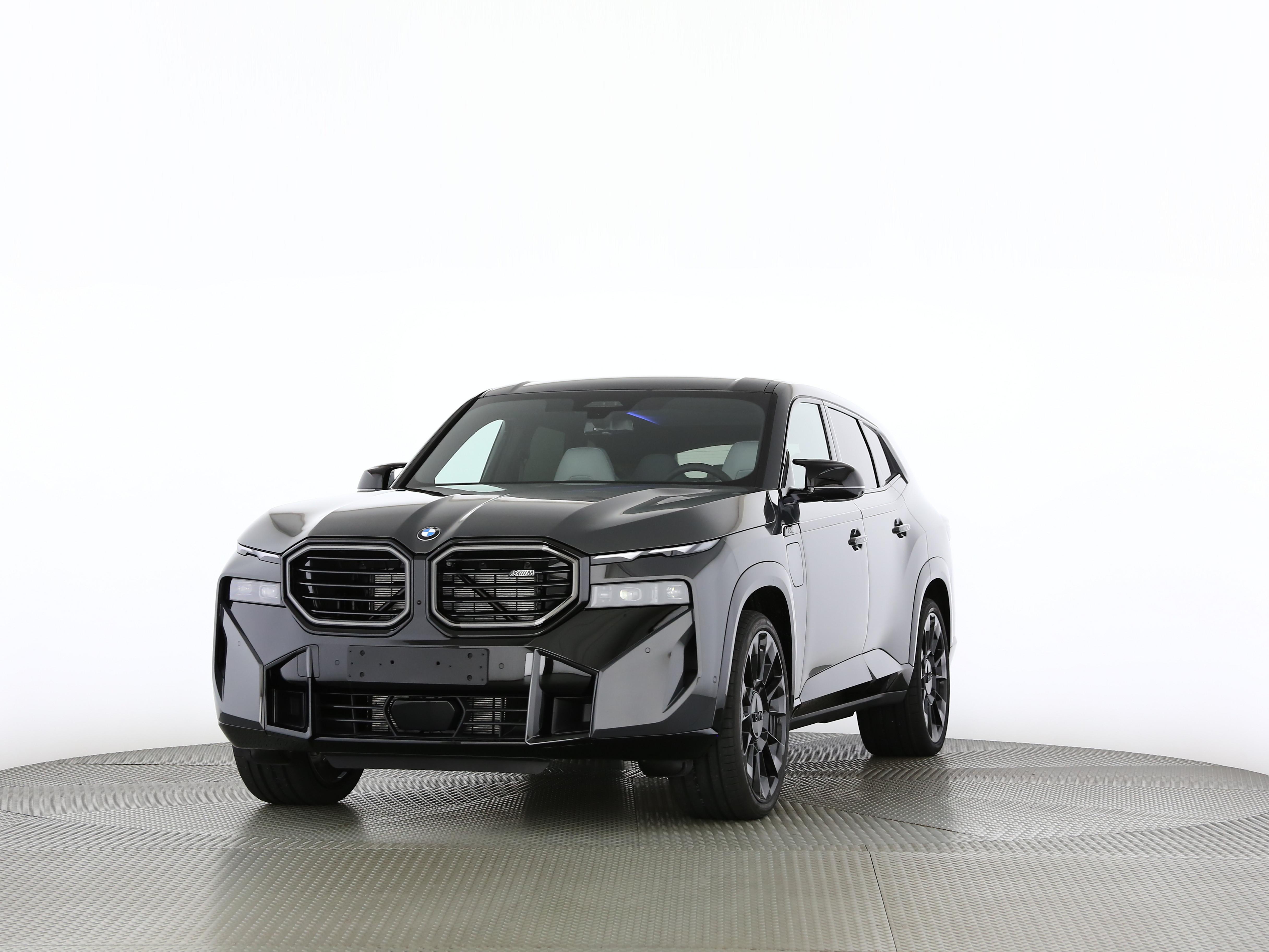 XM 50e Plug-in Hybrid