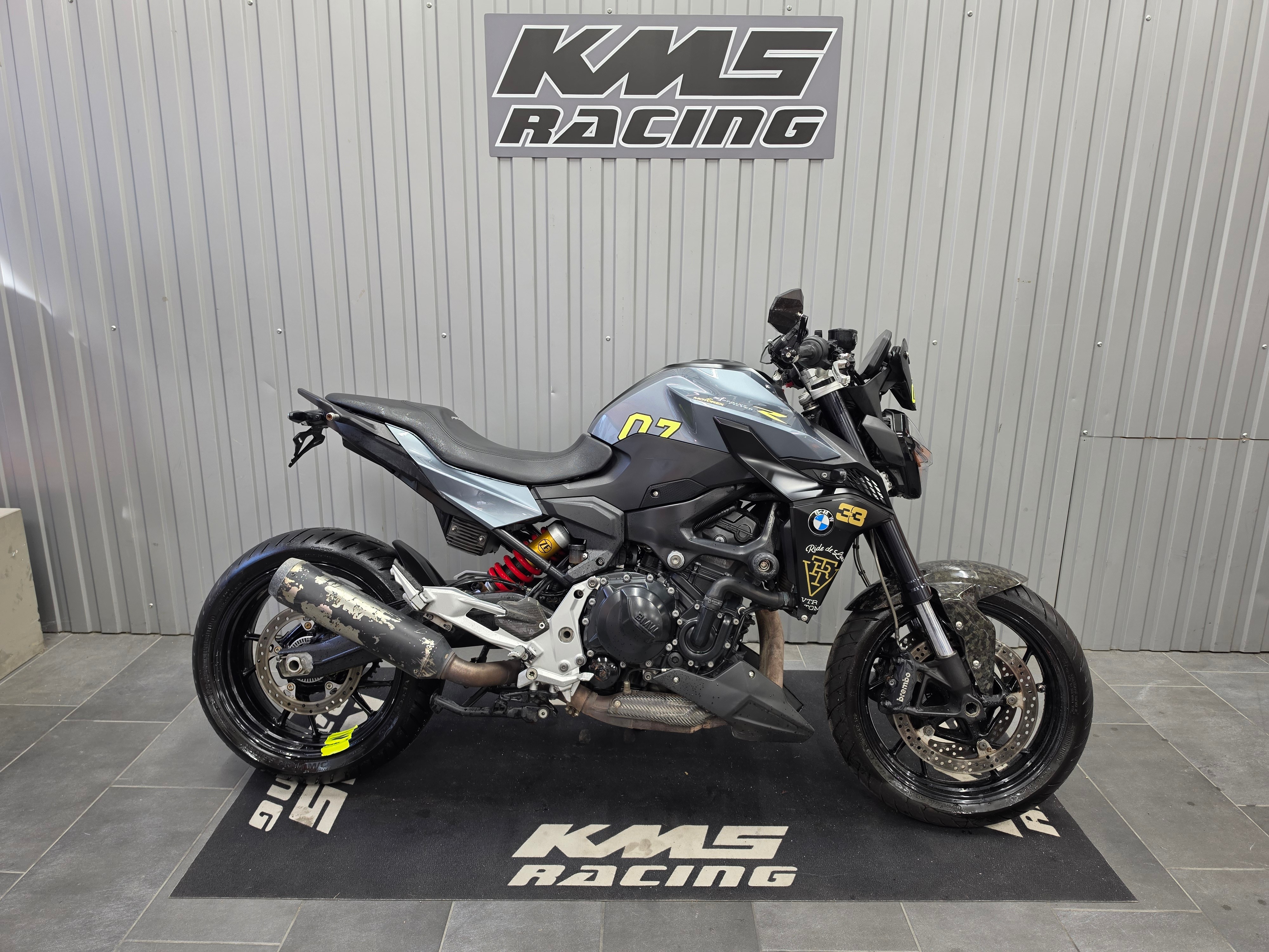 BMW F 900