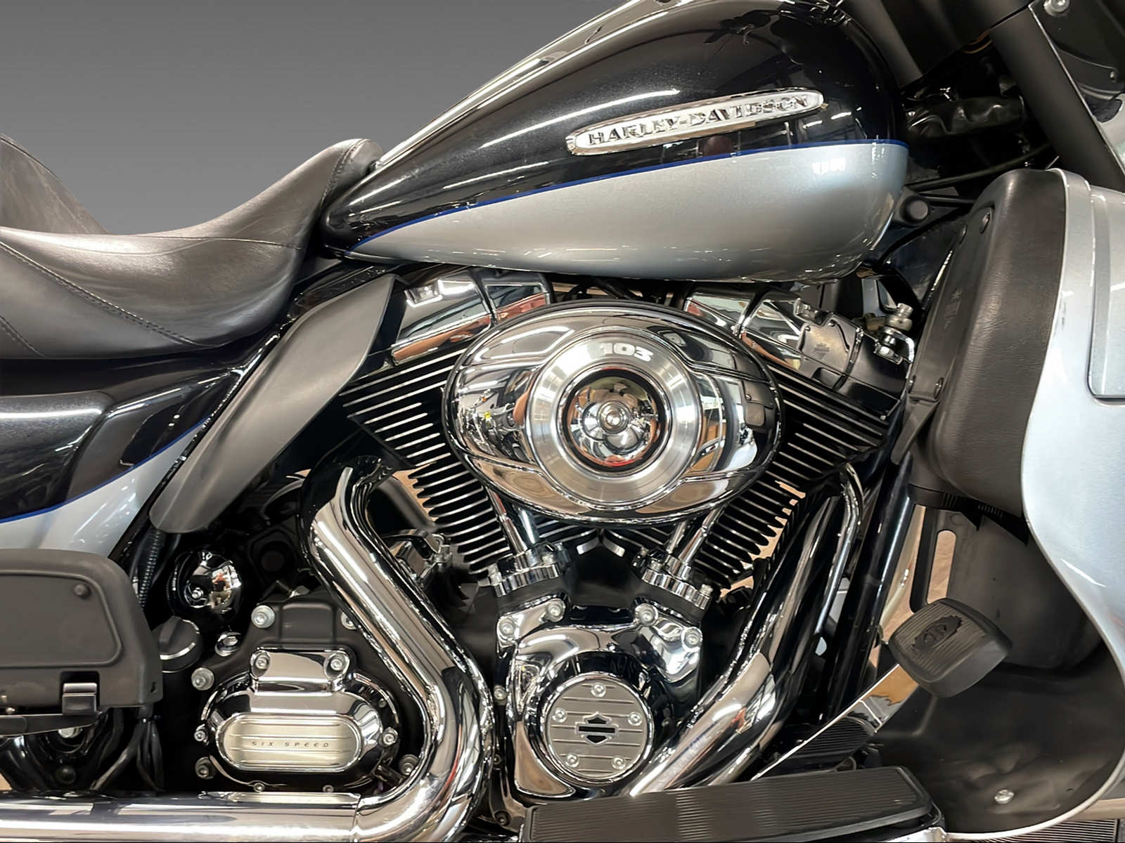 HARLEY-DAVIDSON FLHTK Electra Glide Ultra Limited Anniversary - 9