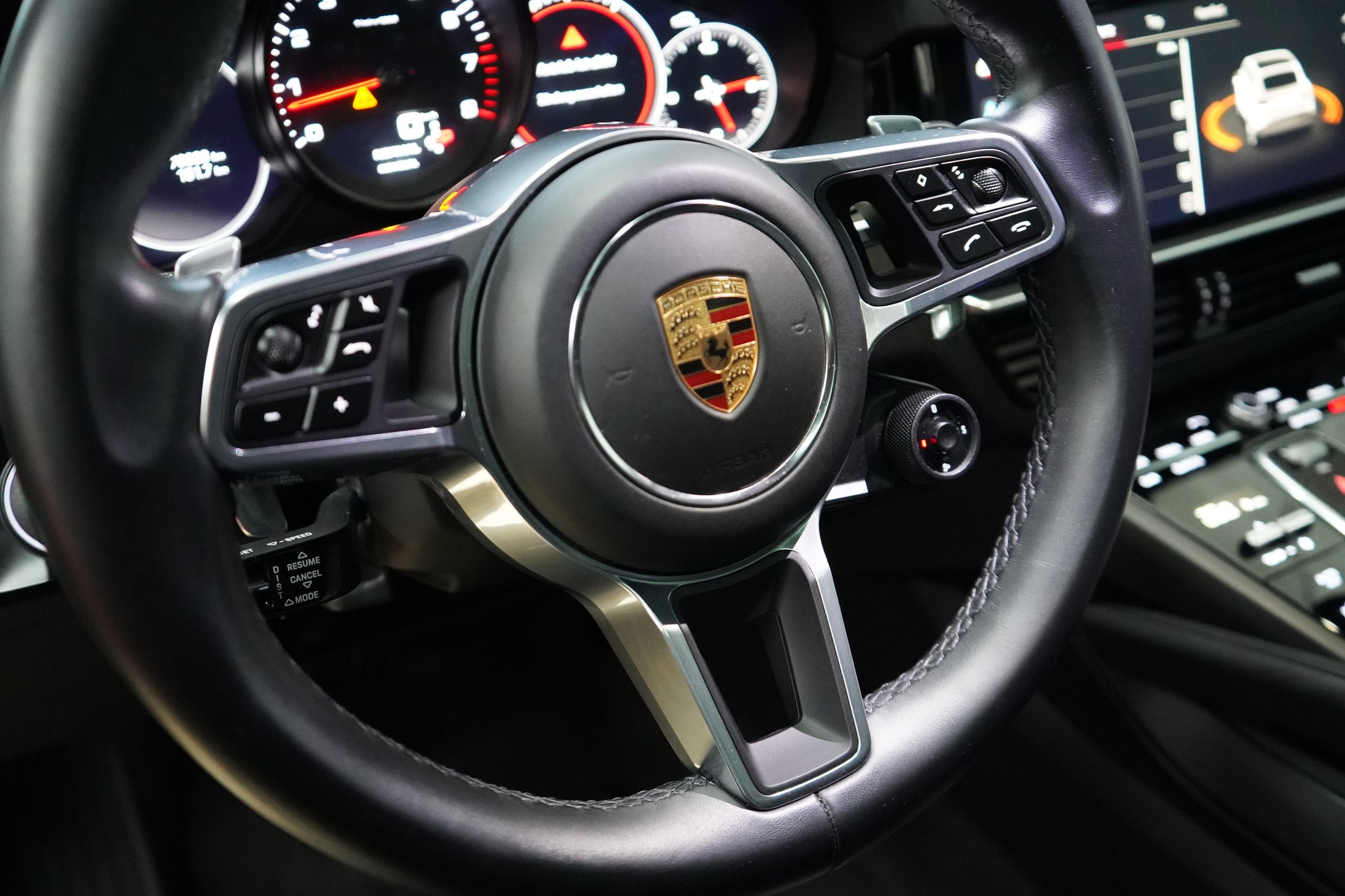 PORSCHE Cayenne Coupé Platinum Edition - 19