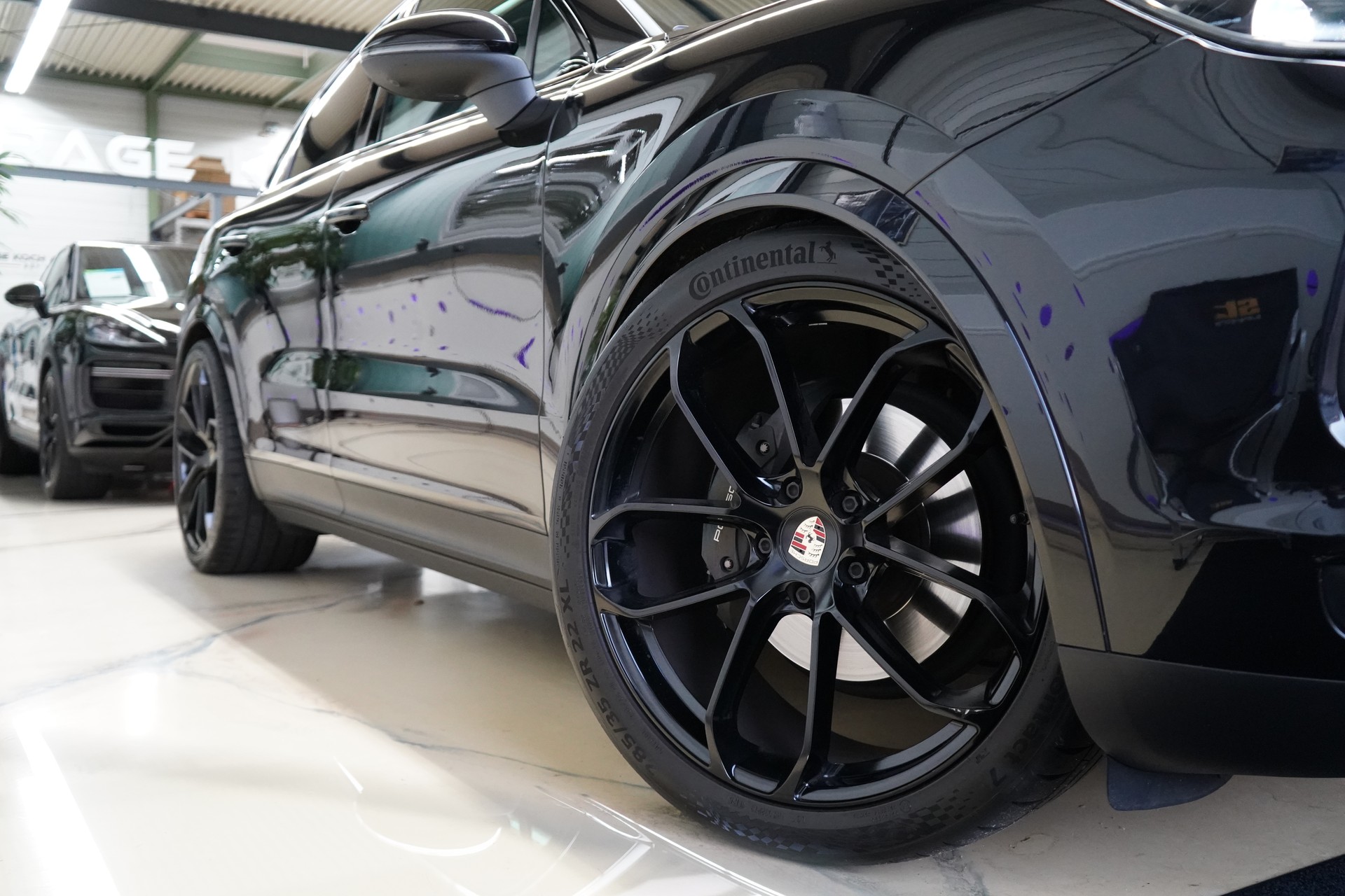 PORSCHE Cayenne Coupé Platinum Edition - 16