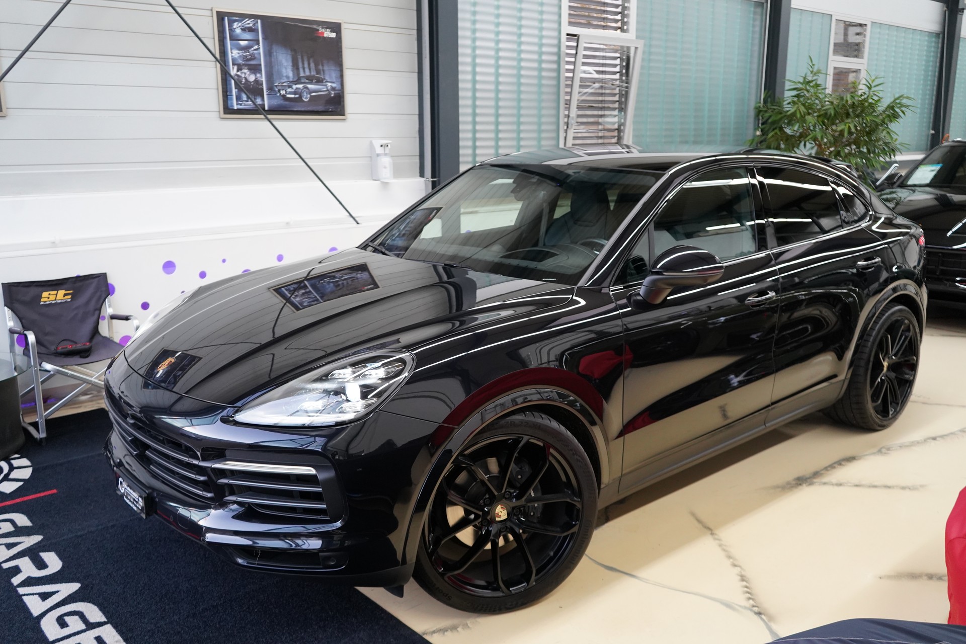 PORSCHE Cayenne Coupé Platinum Edition - 3