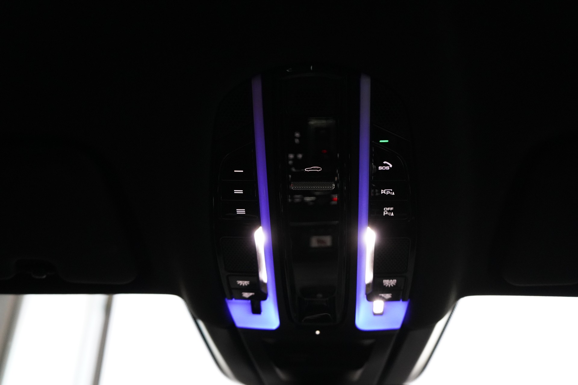 PORSCHE Cayenne Coupé Platinum Edition - 30