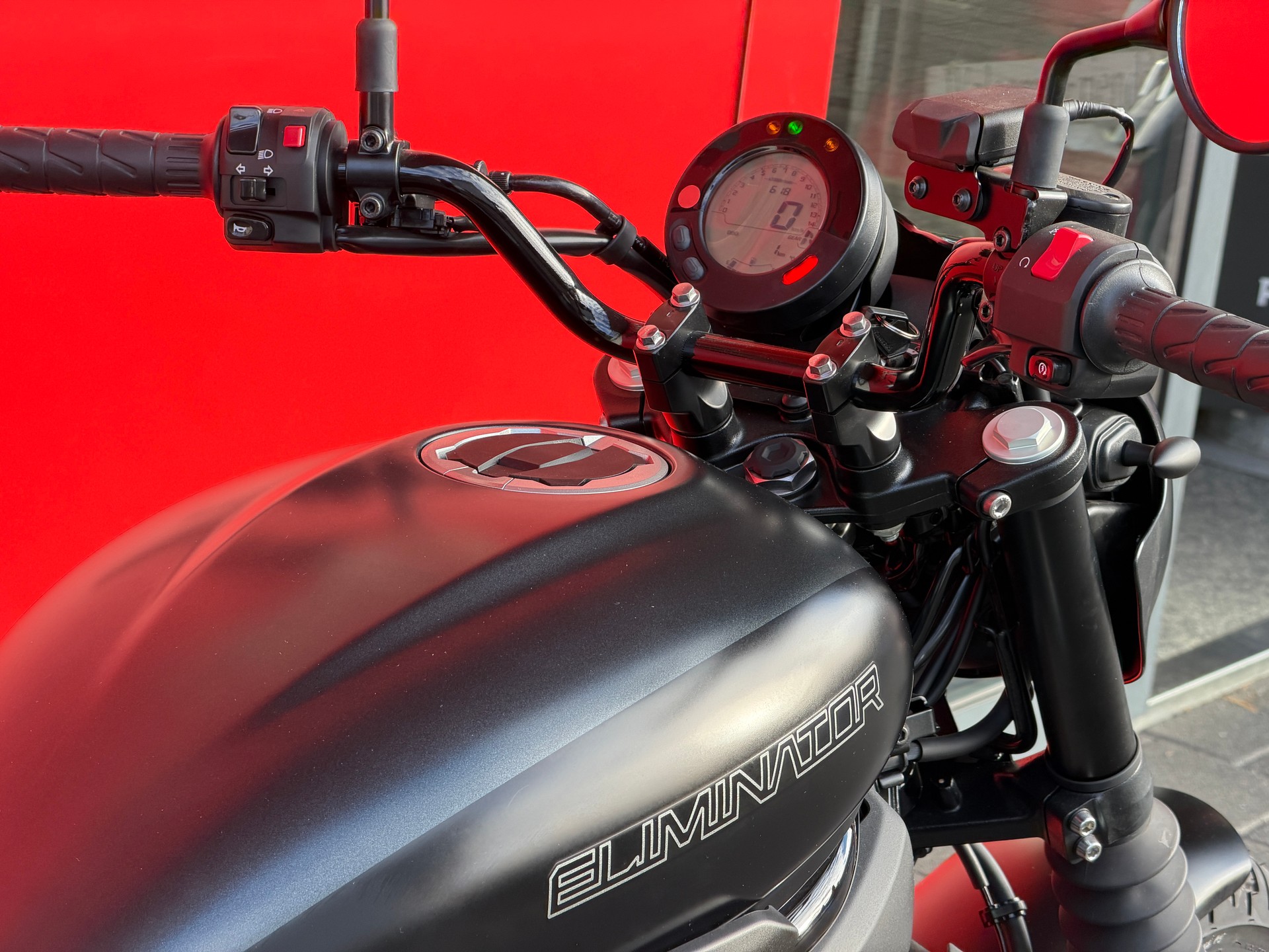 KAWASAKI Eliminator 500 SE Custom - 9