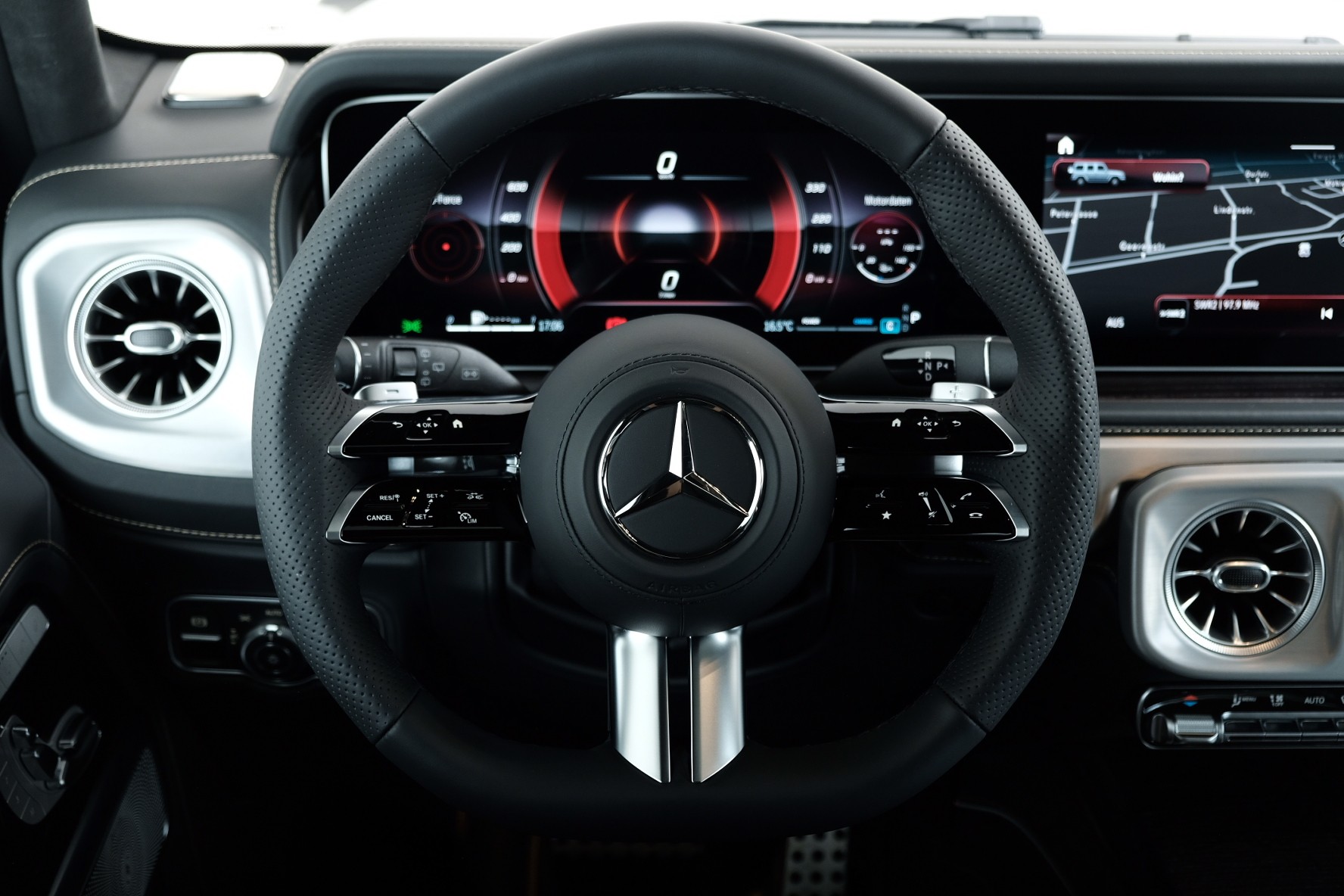 MERCEDES-BENZ G 500 9G-Tronic - 8