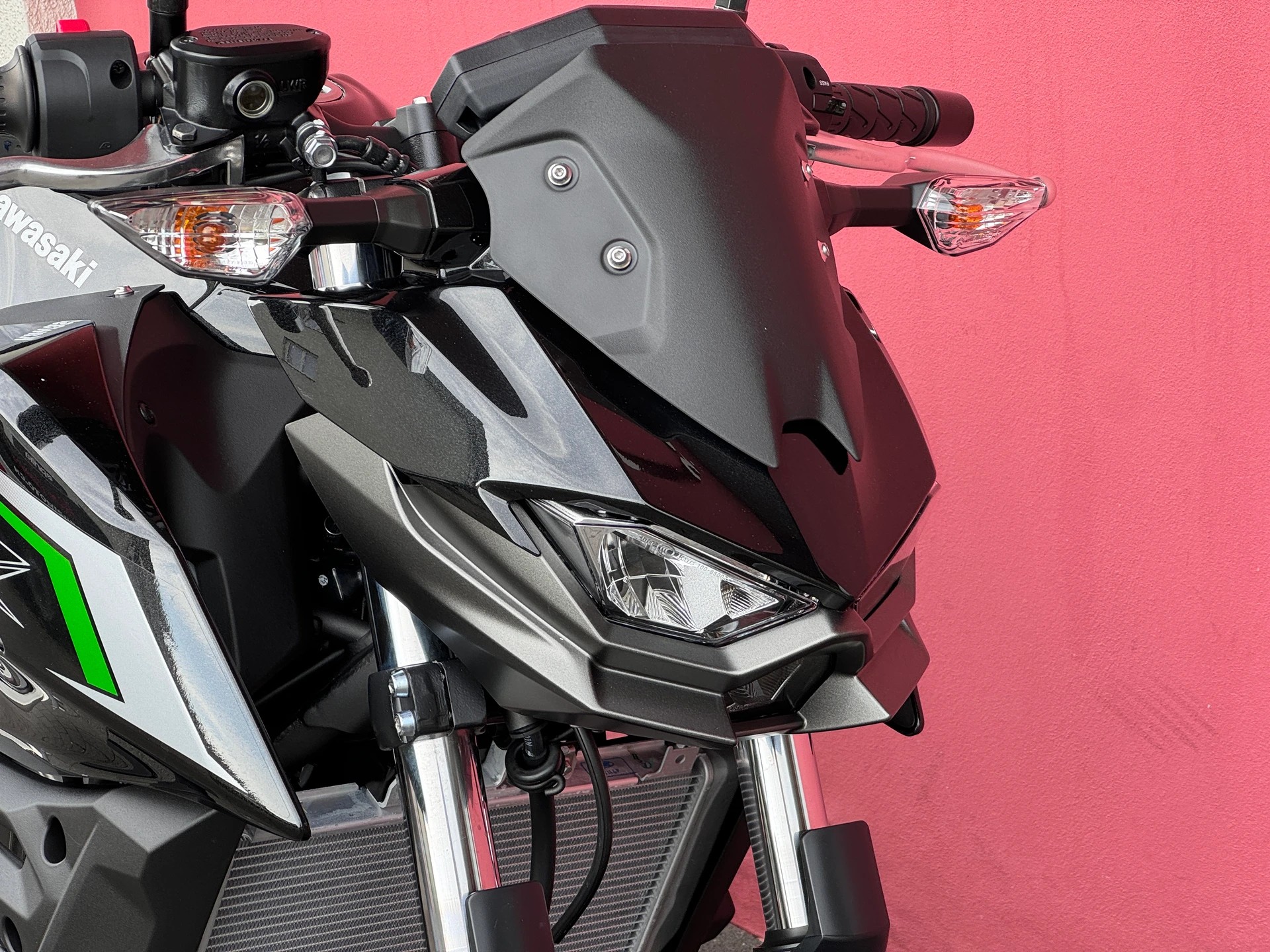 KAWASAKI Z 500 Swiss Edition - 9