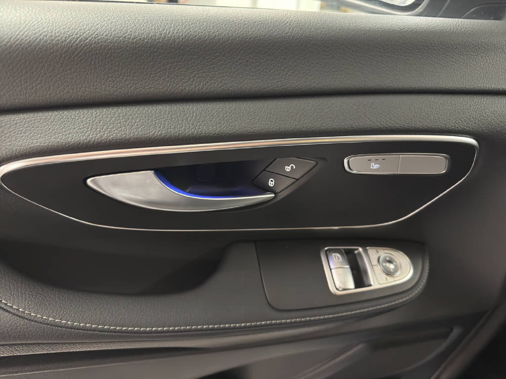 MERCEDES-BENZ V 250 d AMG 4Matic Lang - 6