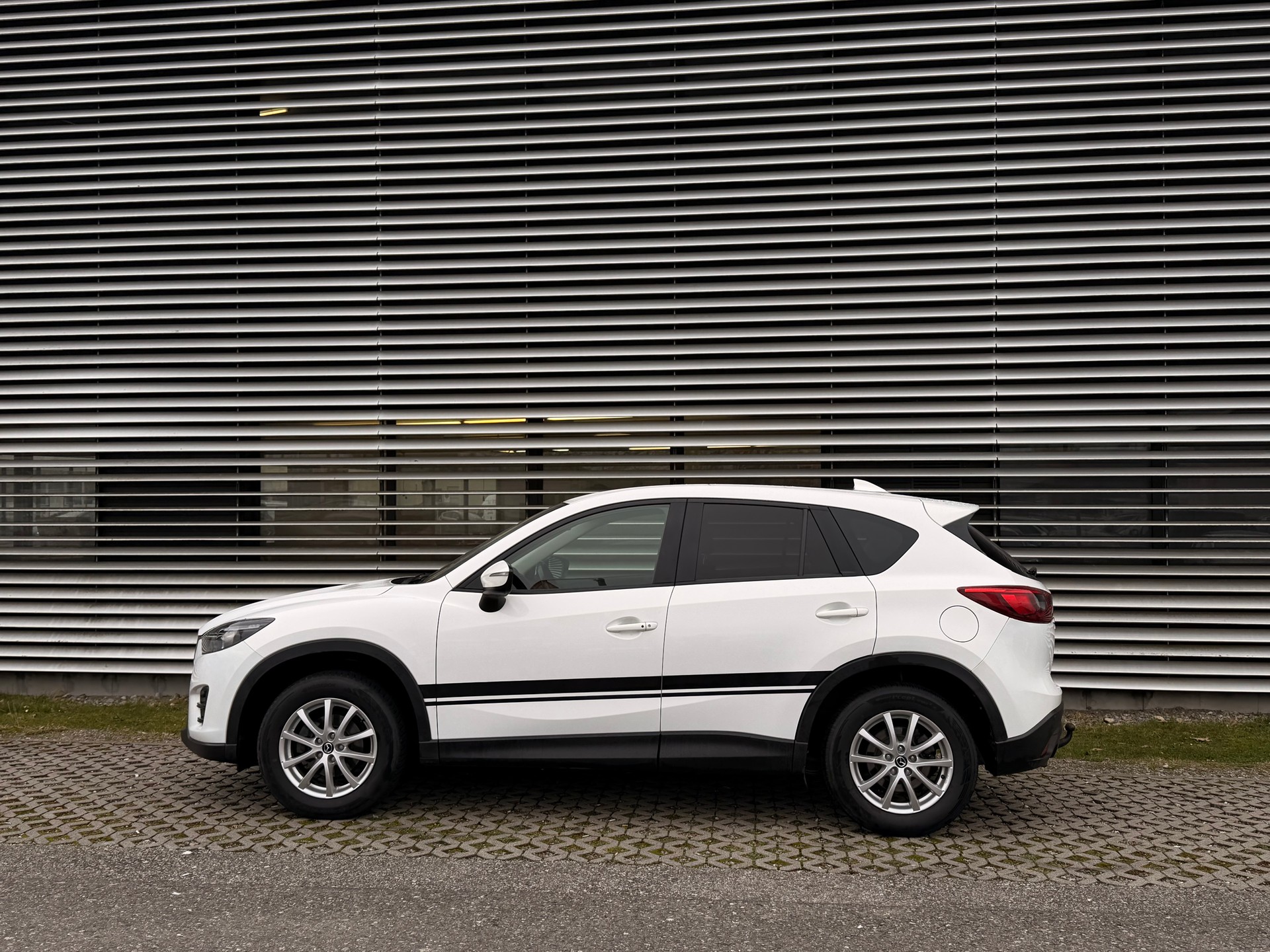 MAZDA CX-5 2.2 D HP Revolution AWD Automatic - 4