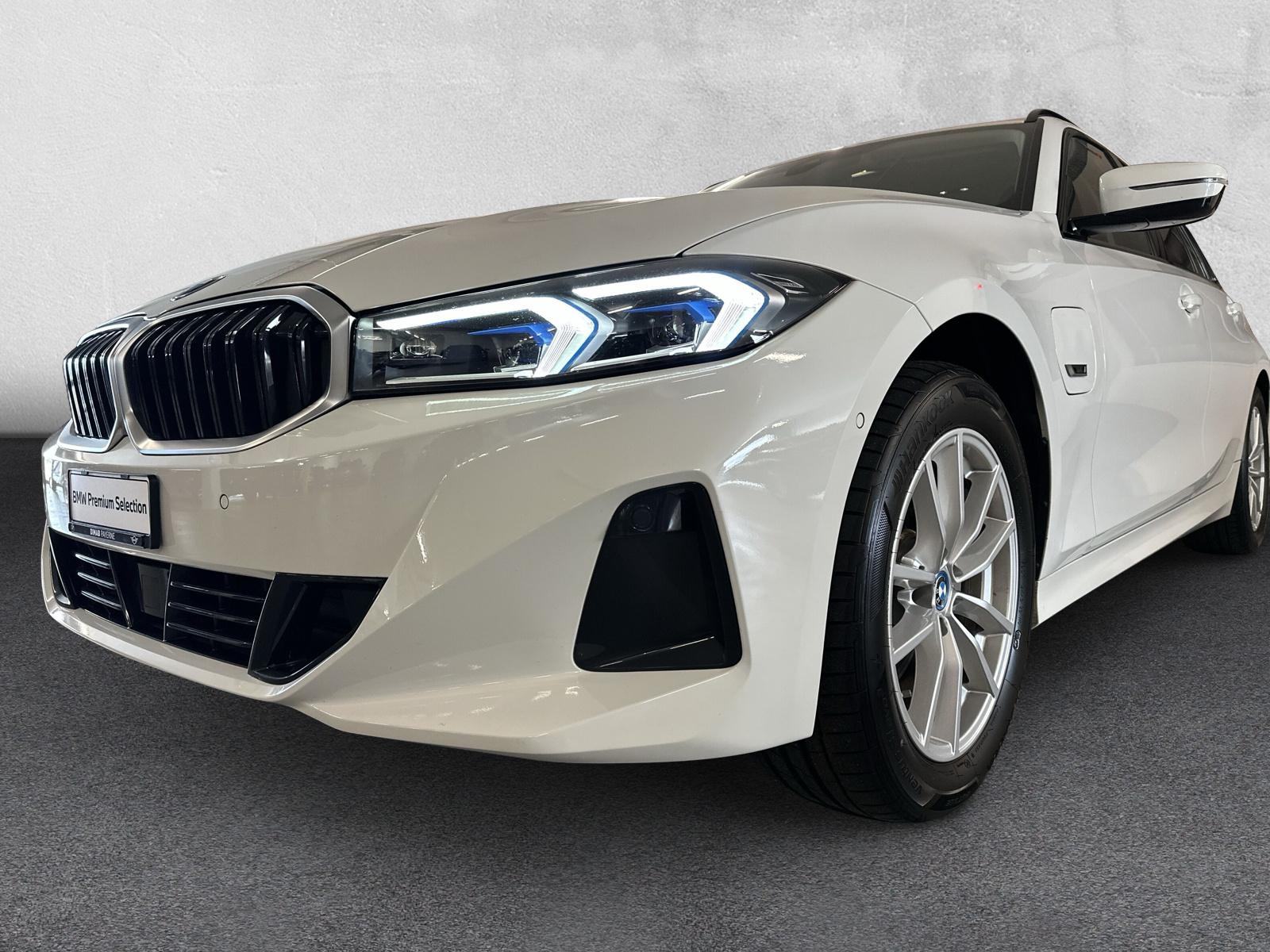 BMW 330e xDrive Touring G21 (CH) AHK 1.5T ** Leasing dès 1,9% ** - 9