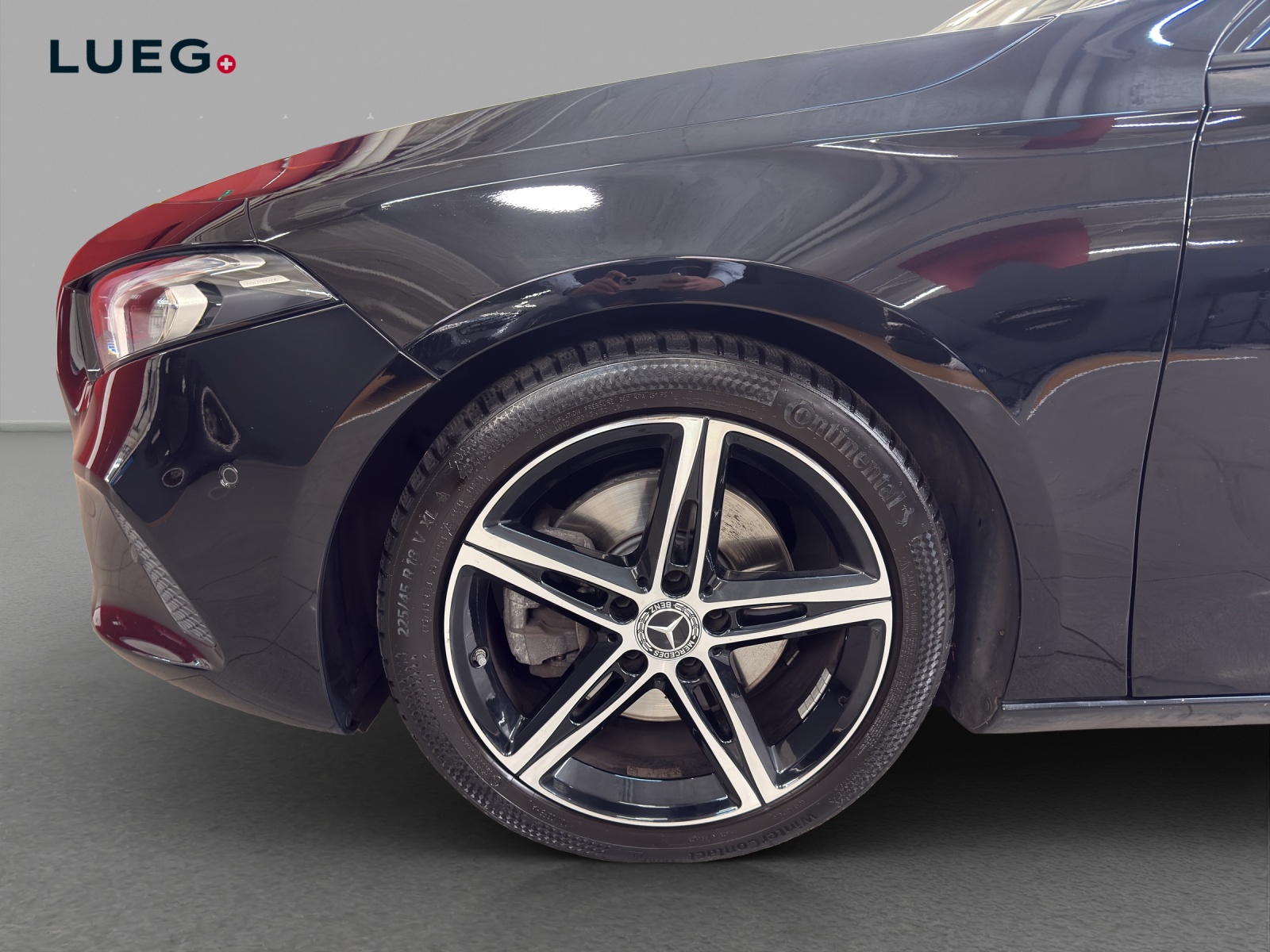 MERCEDES-BENZ A 220 d 4M - Progressive / DISTRONIC / 360 Grad Kamera / Soundsystem - 7